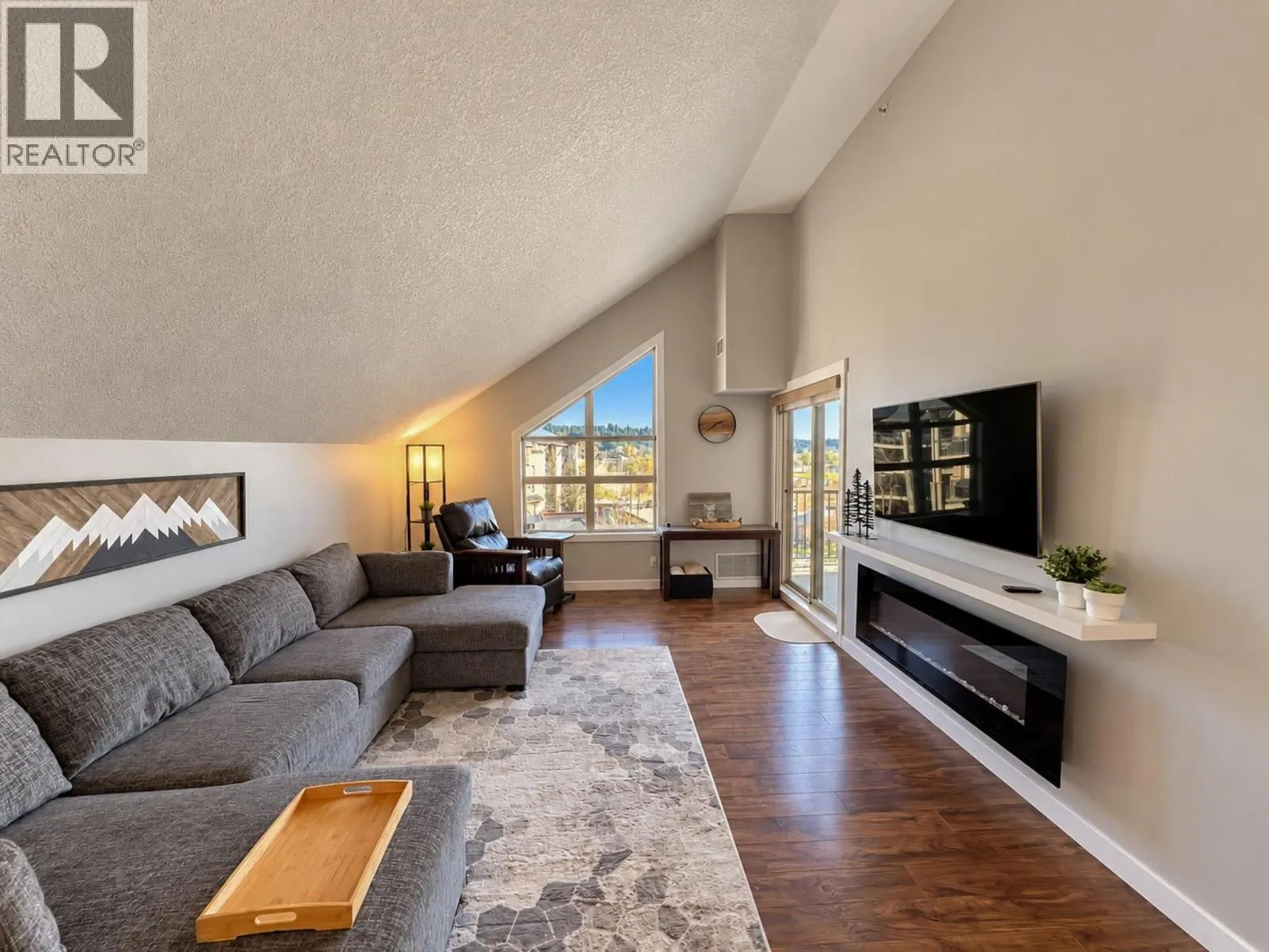 205 3RD Avenue Unit# 3419