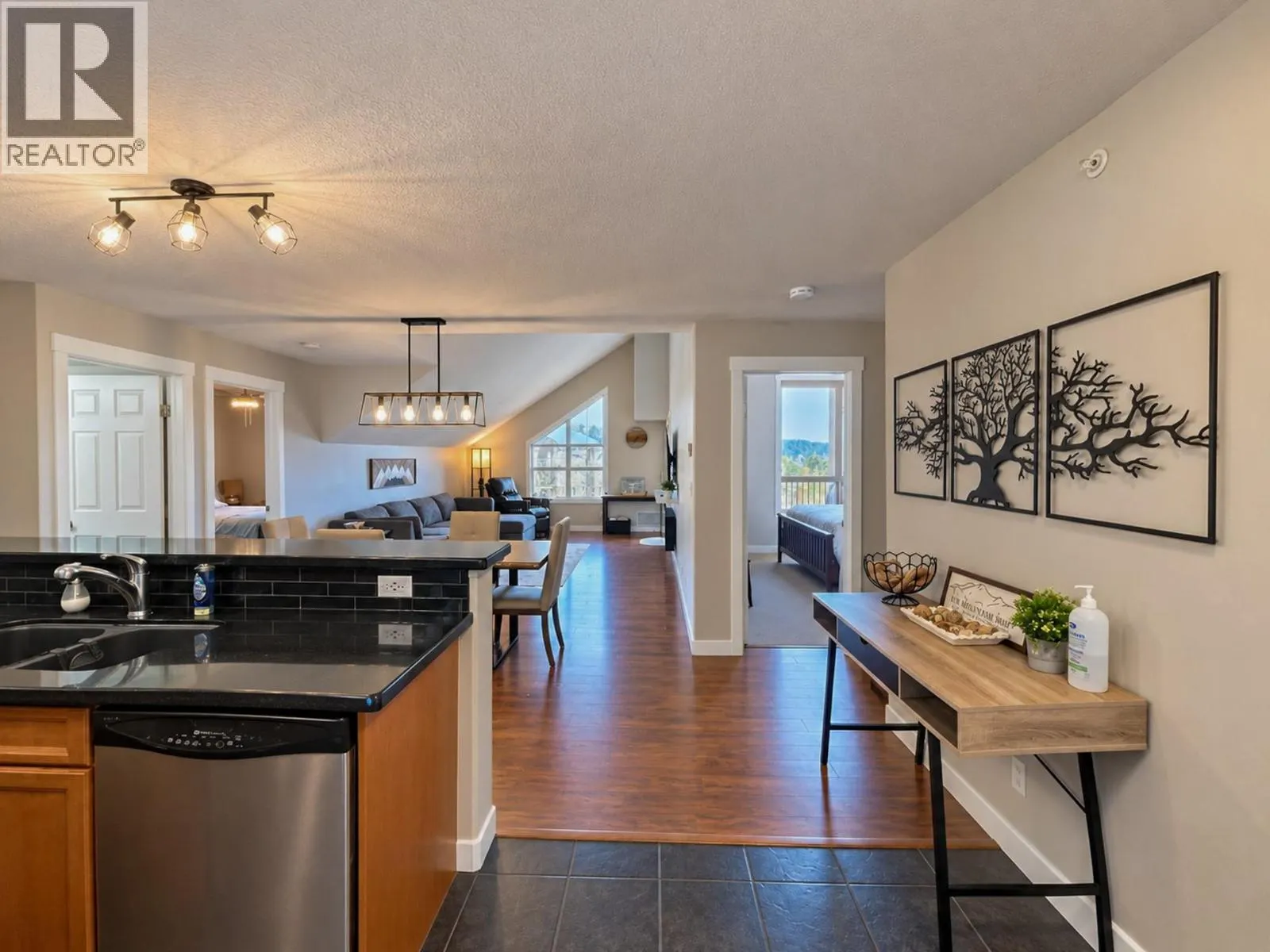 205 3RD Avenue Unit# 3419