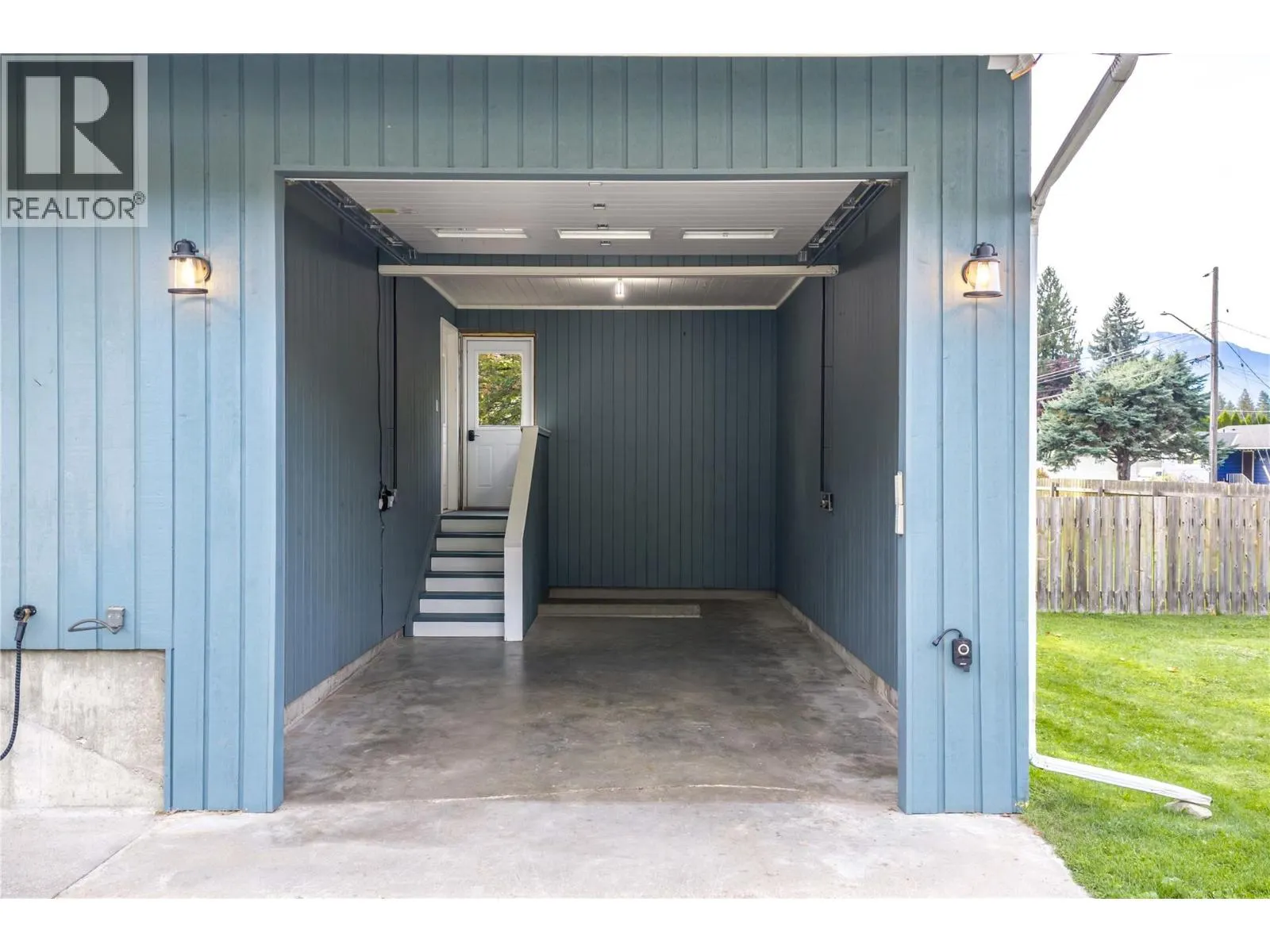 1669 Hiob Road