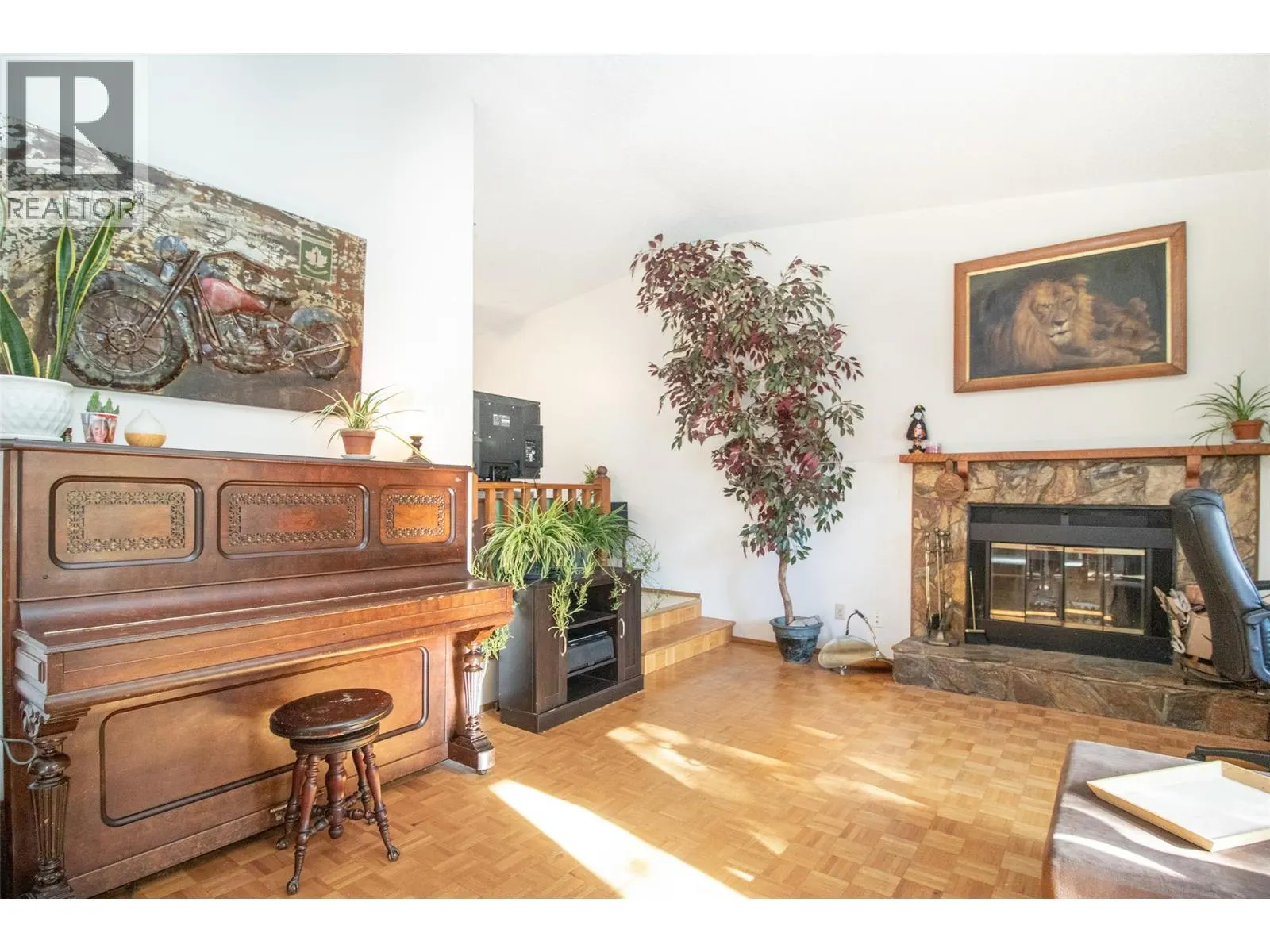 2970 Sandstone Drive