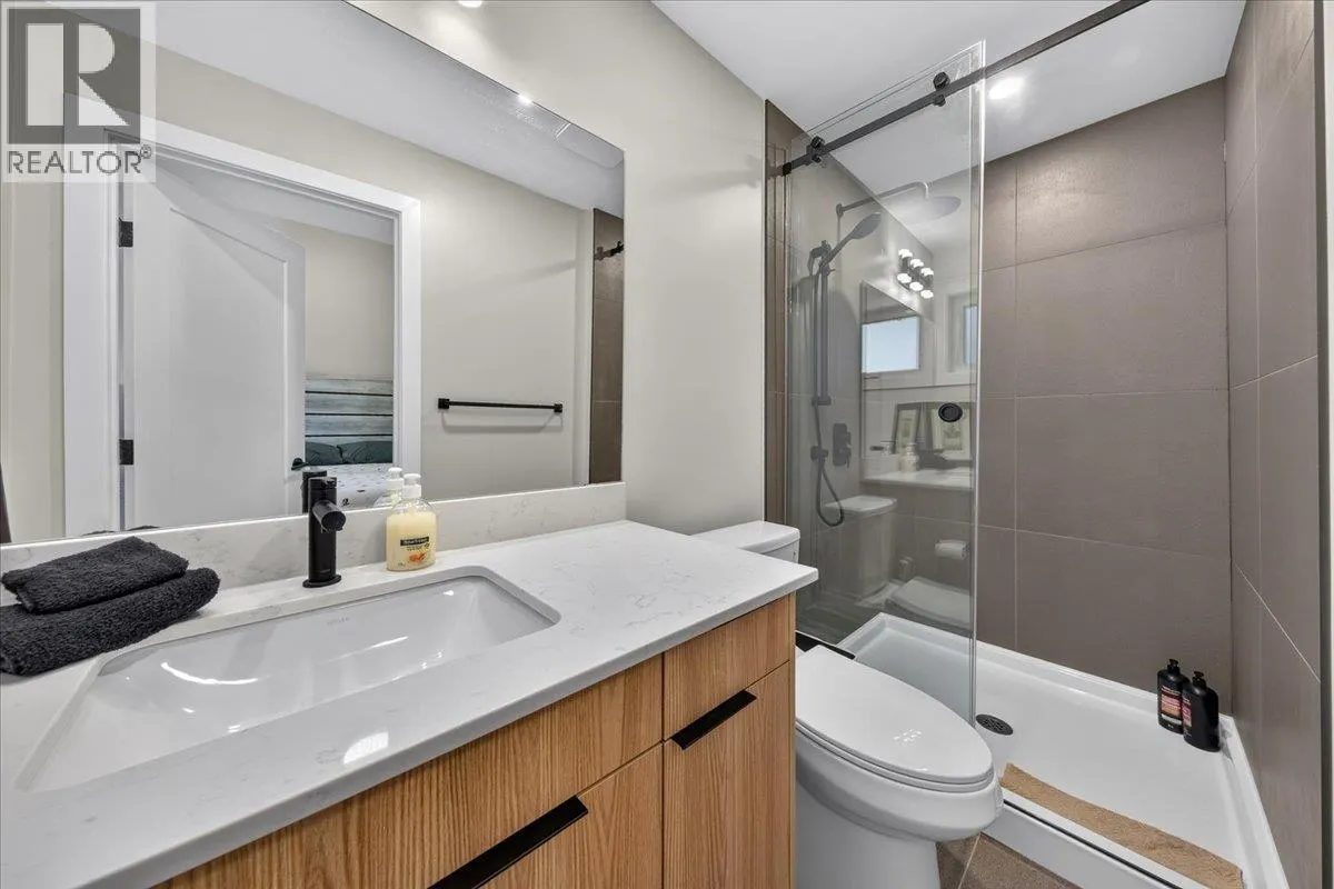 2116 Panorama Drive Unit# 102