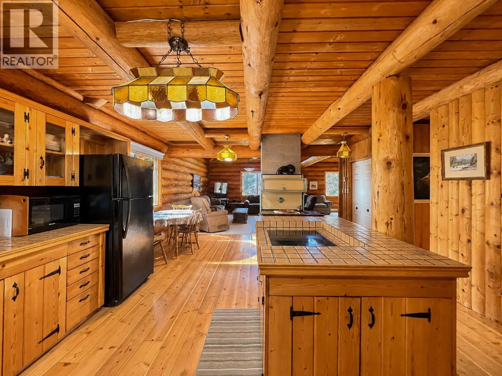 4892 Ogilvey Avenue