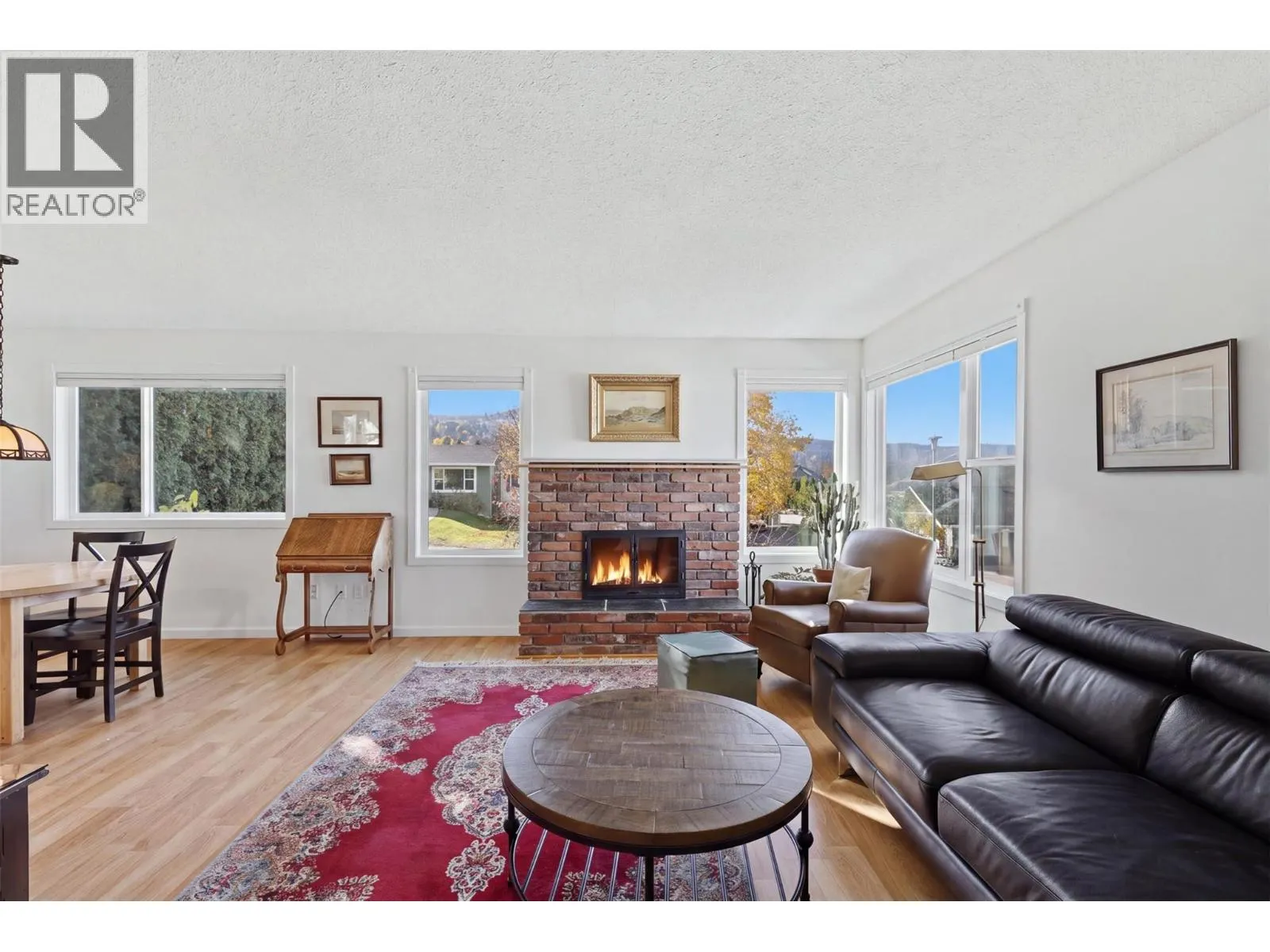 1923 Gladstone Drive
