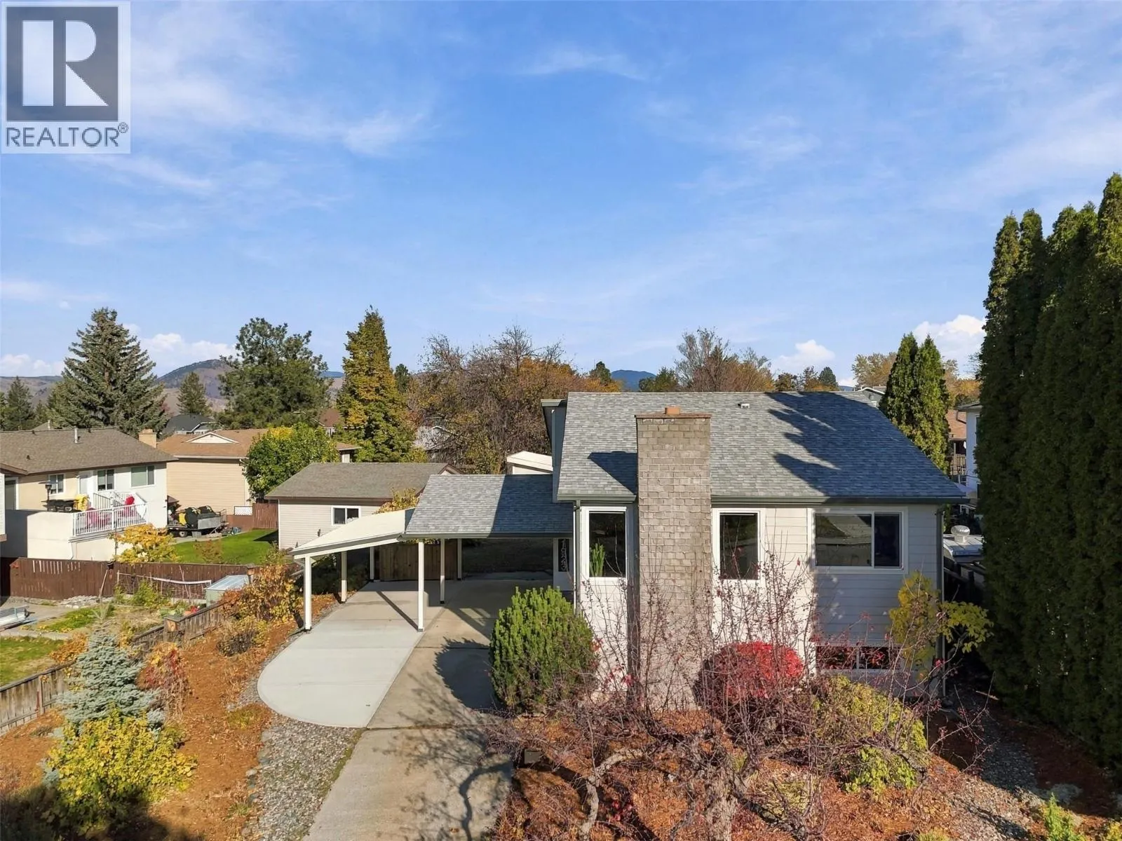 1923 Gladstone Drive