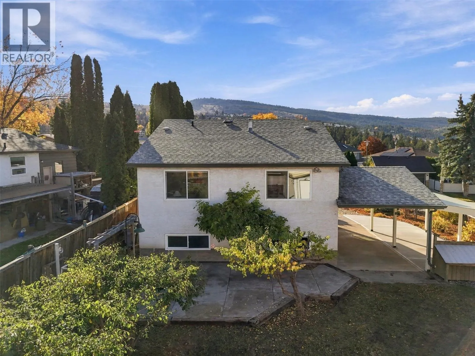 1923 Gladstone Drive