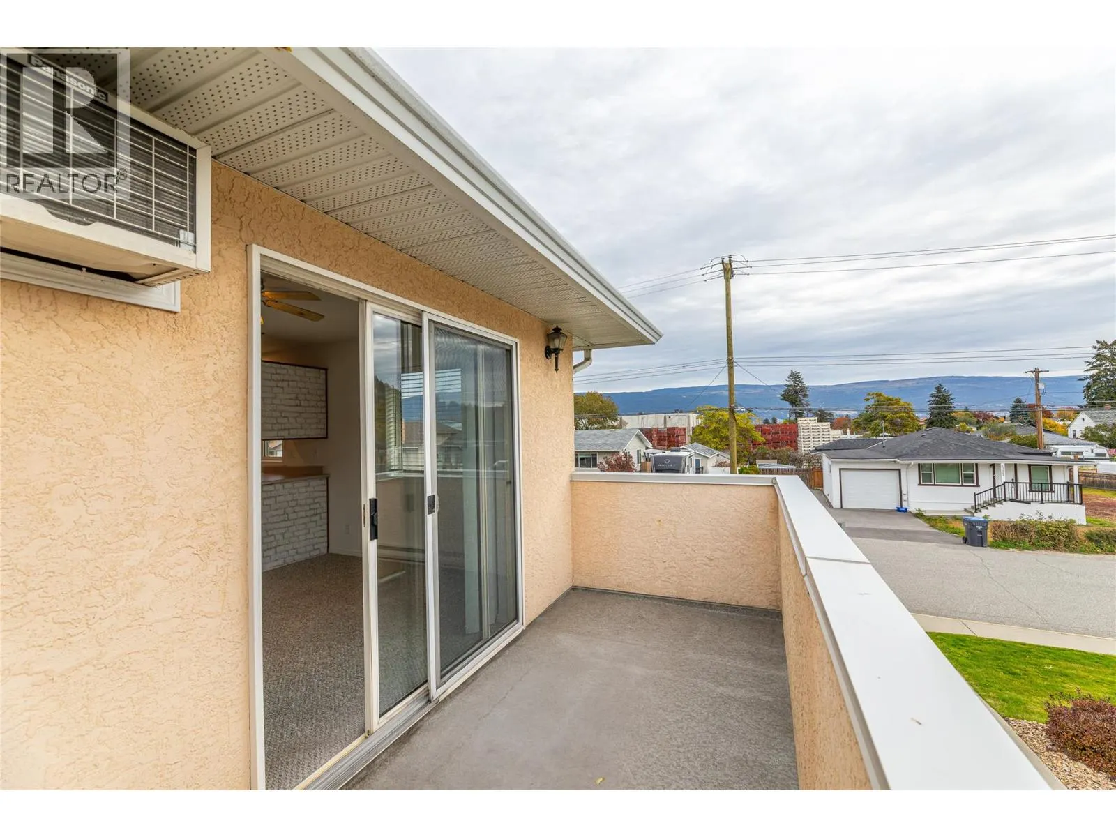 13014 ARMSTRONG Avenue Unit# 208