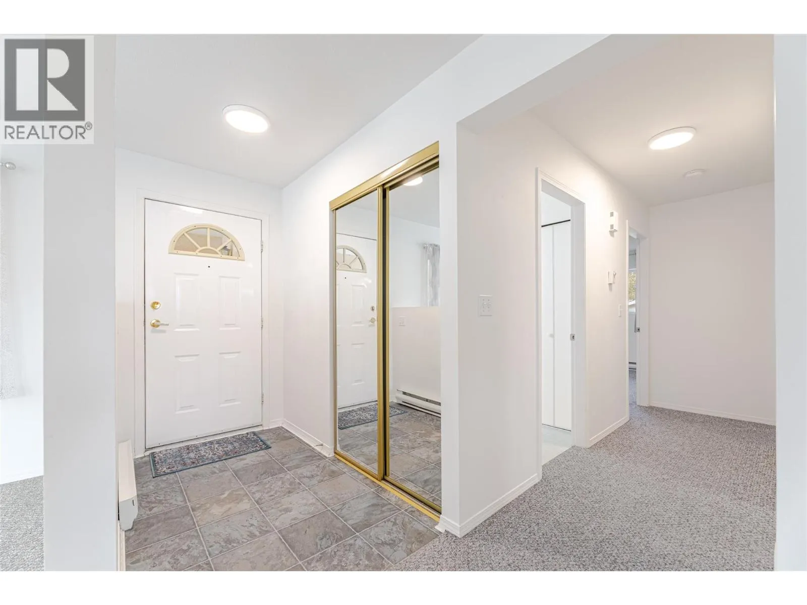 13014 ARMSTRONG Avenue Unit# 208