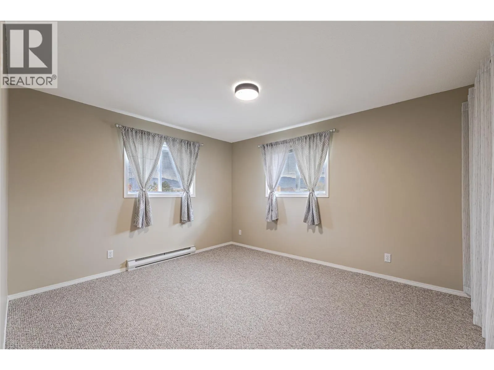 13014 ARMSTRONG Avenue Unit# 208