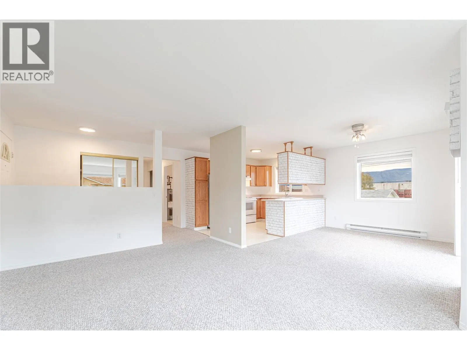 13014 ARMSTRONG Avenue Unit# 208