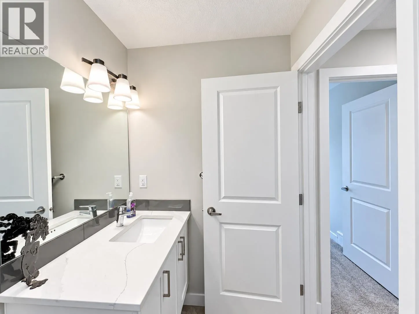 810 6th Avenue Unit# 2