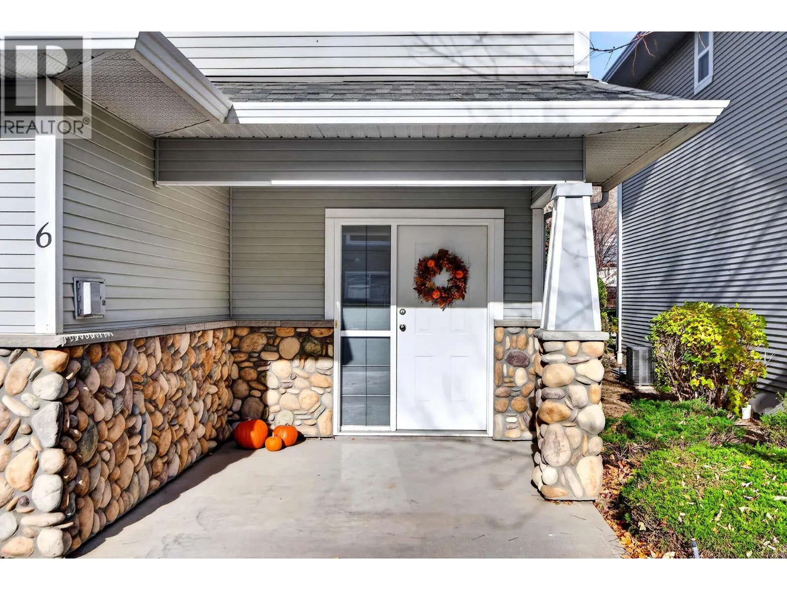 1104 Quail Drive Unit# 6