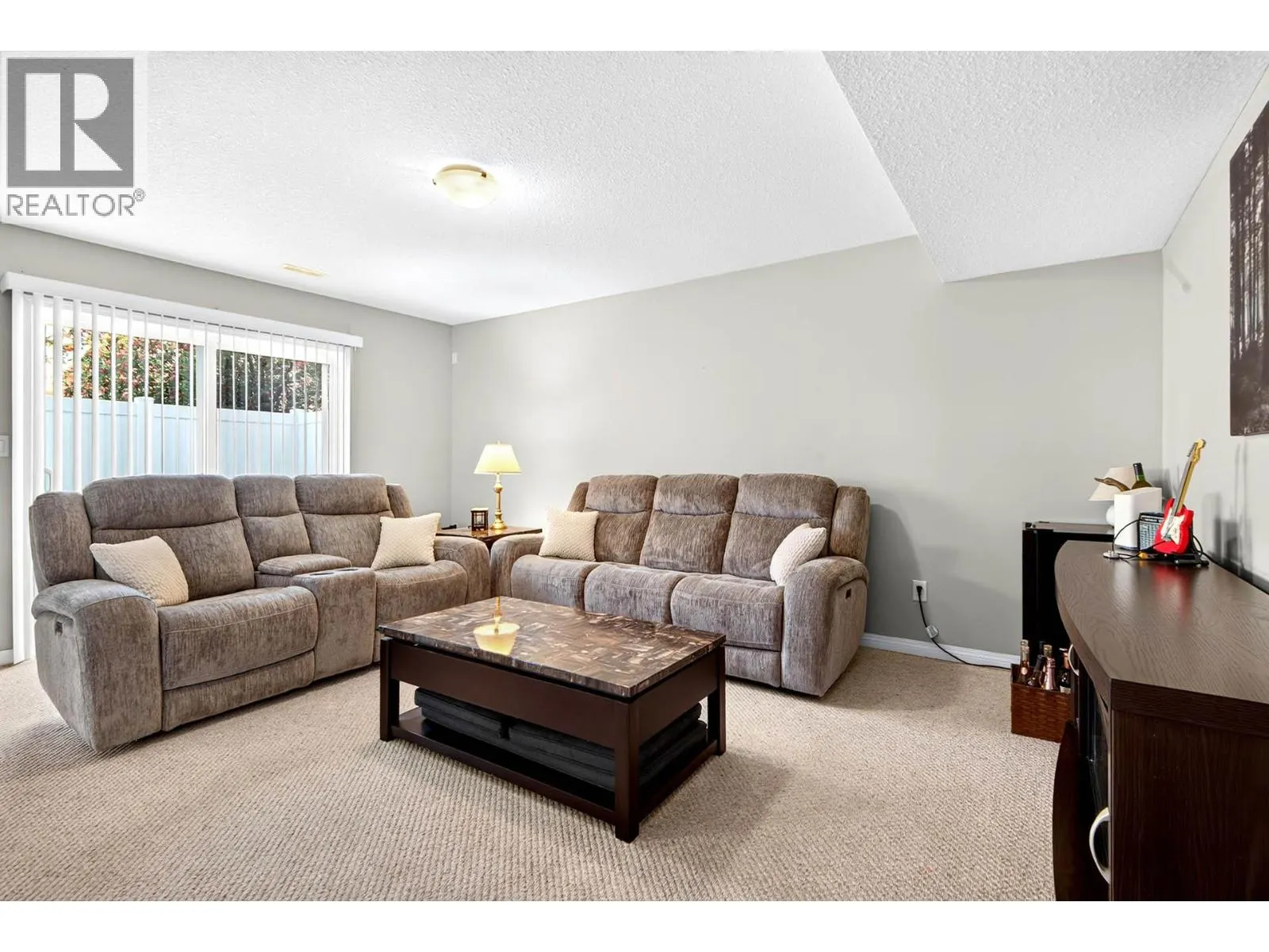 1104 Quail Drive Unit# 6