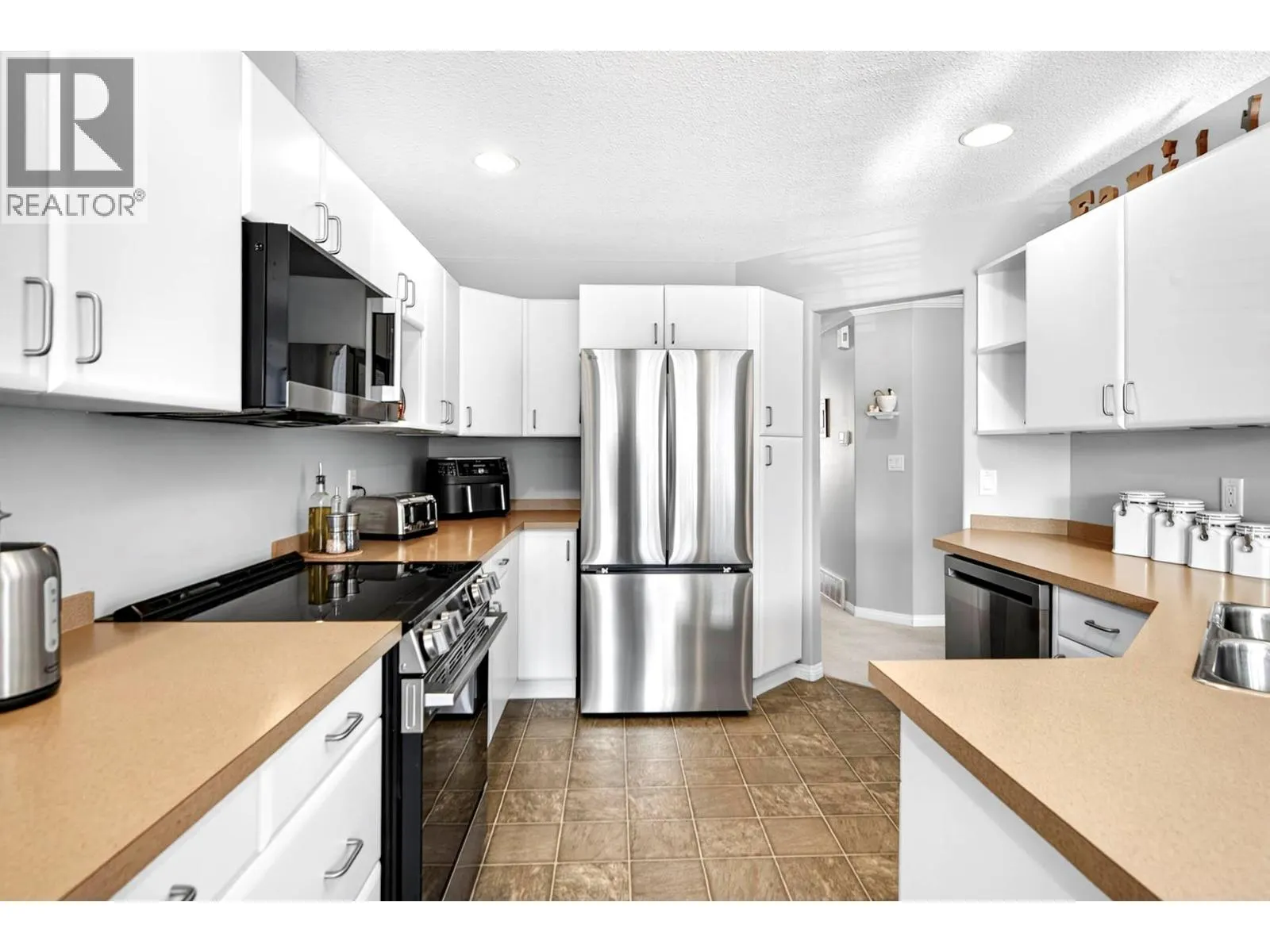 1104 Quail Drive Unit# 6