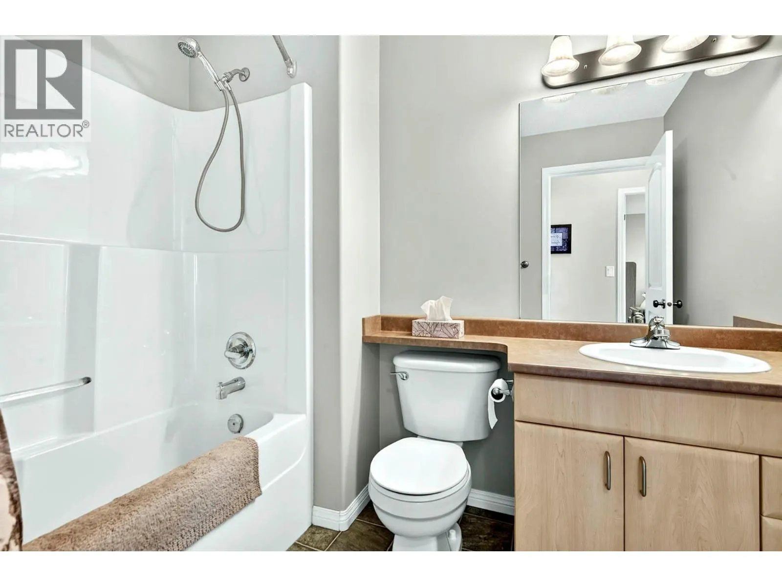 1104 Quail Drive Unit# 6
