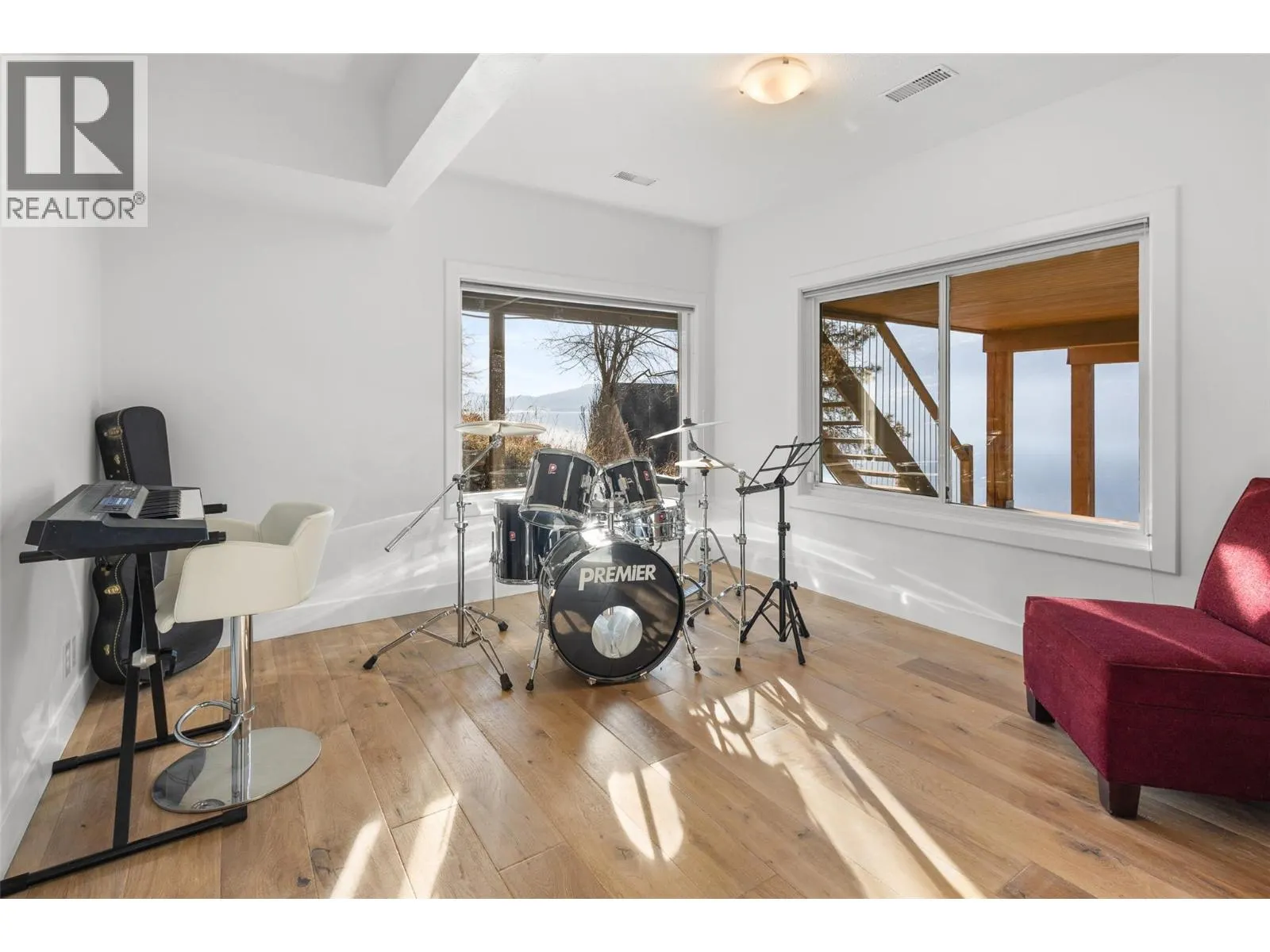 2100 Dewdney Road