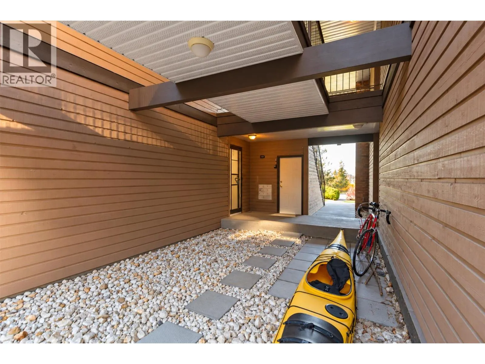 2218 Golf Course Drive