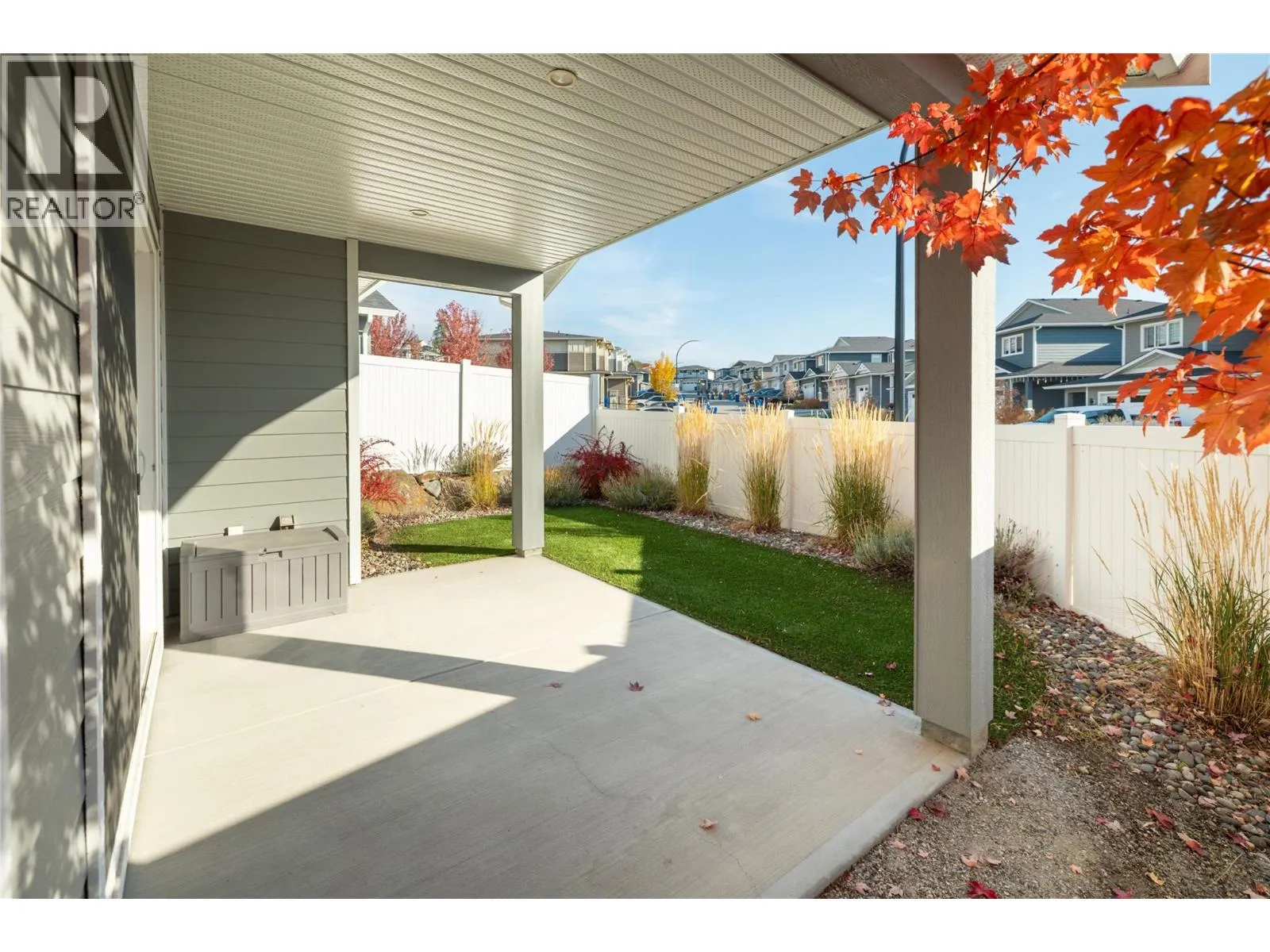 3370 Hawks Crescent