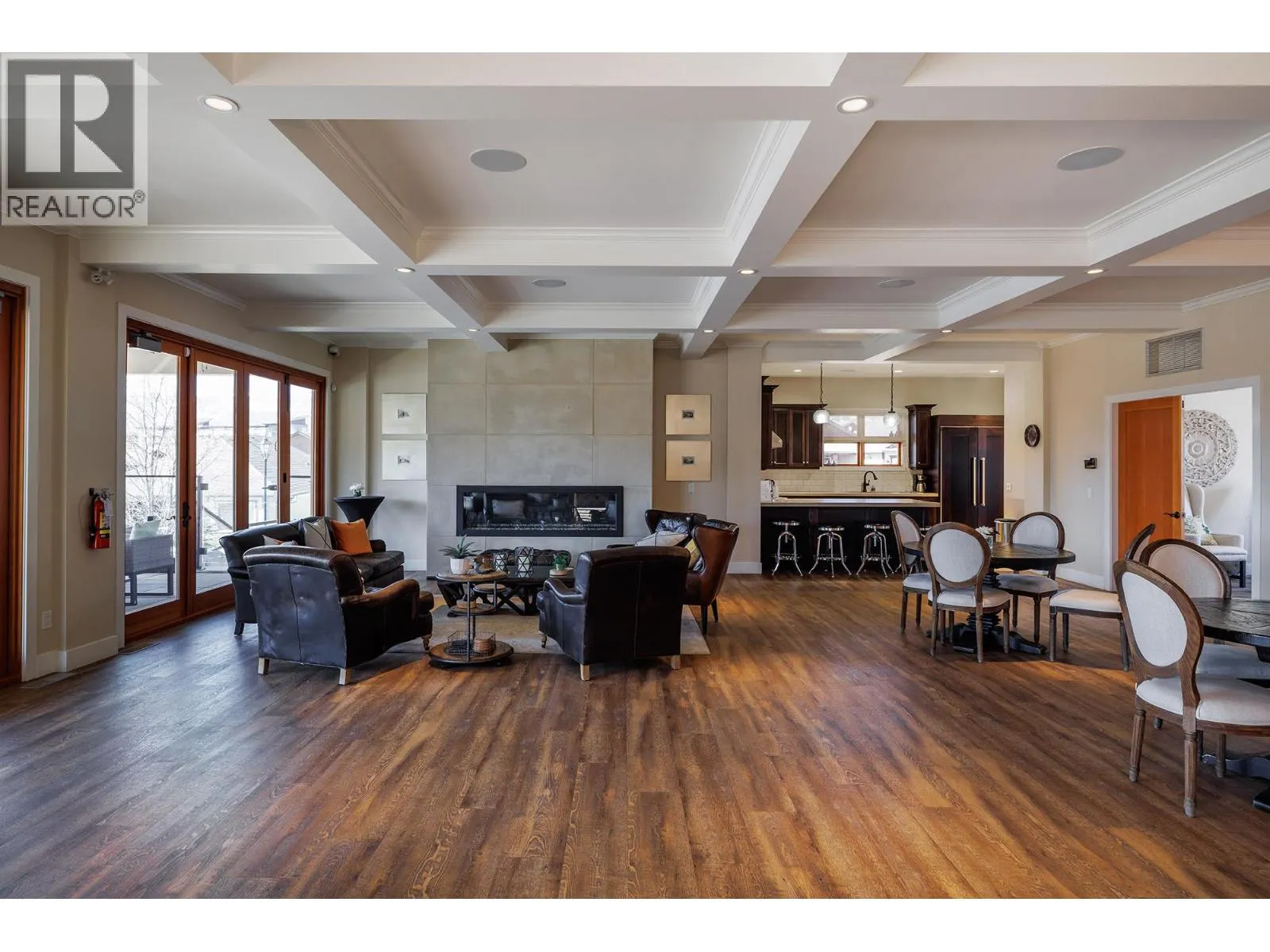 3421 Kingfisher Road