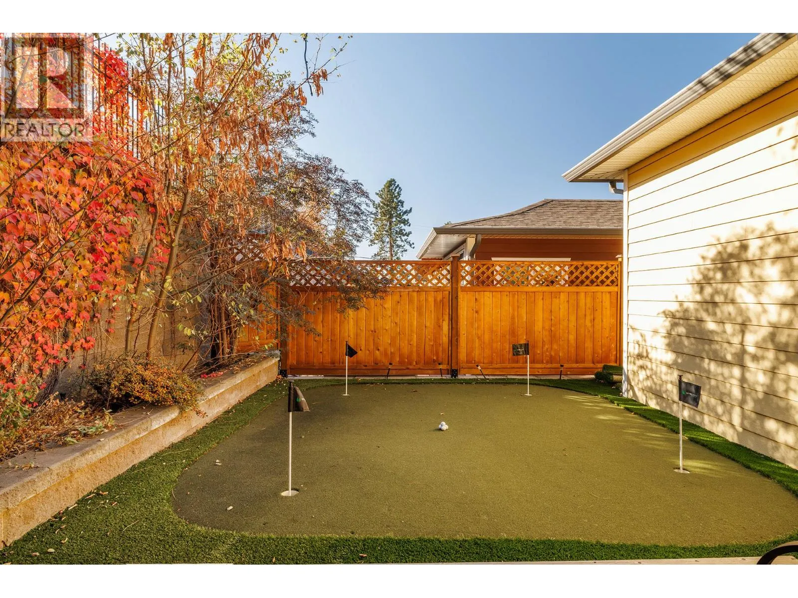 3421 Kingfisher Road