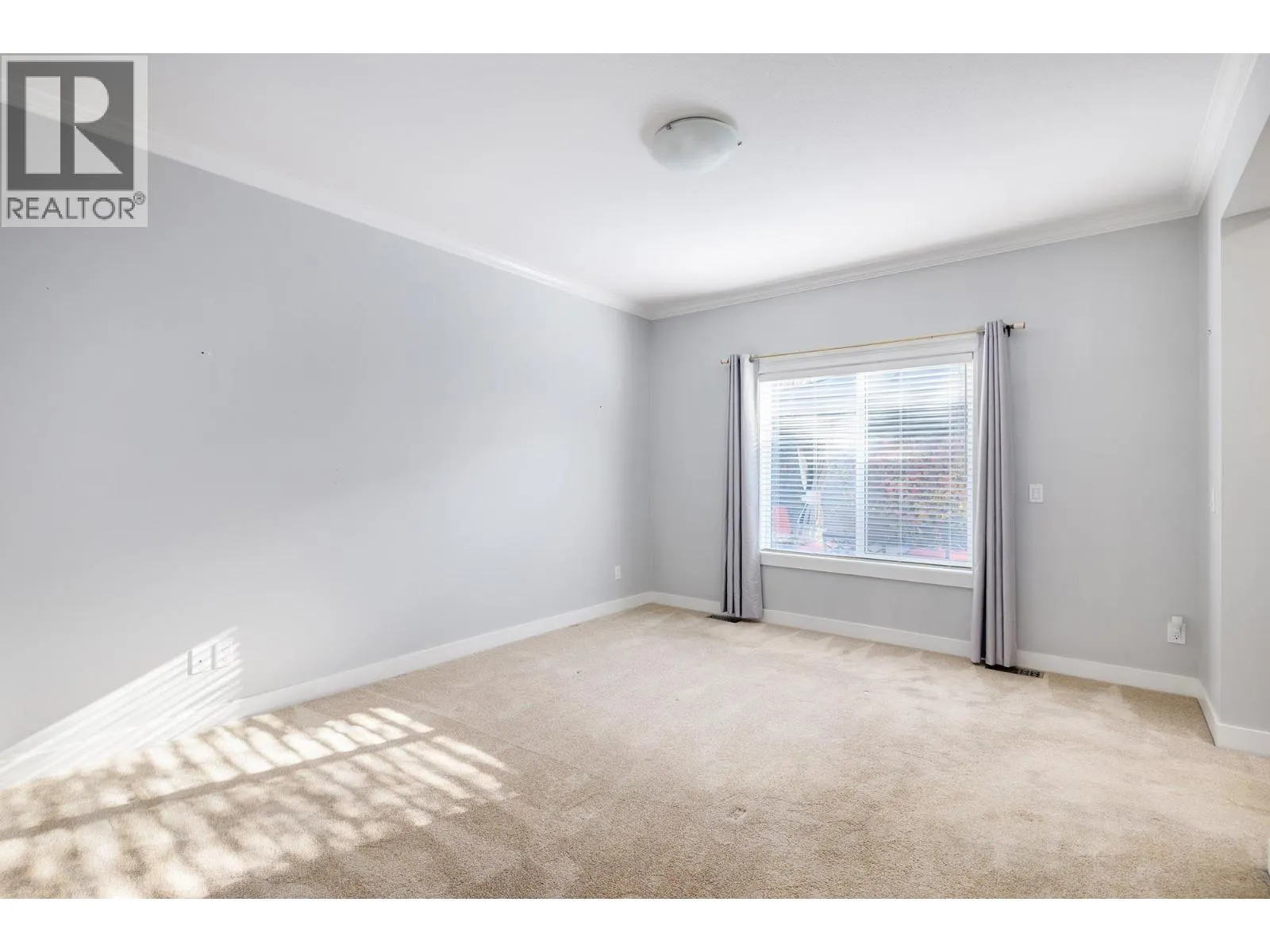 3421 Kingfisher Road