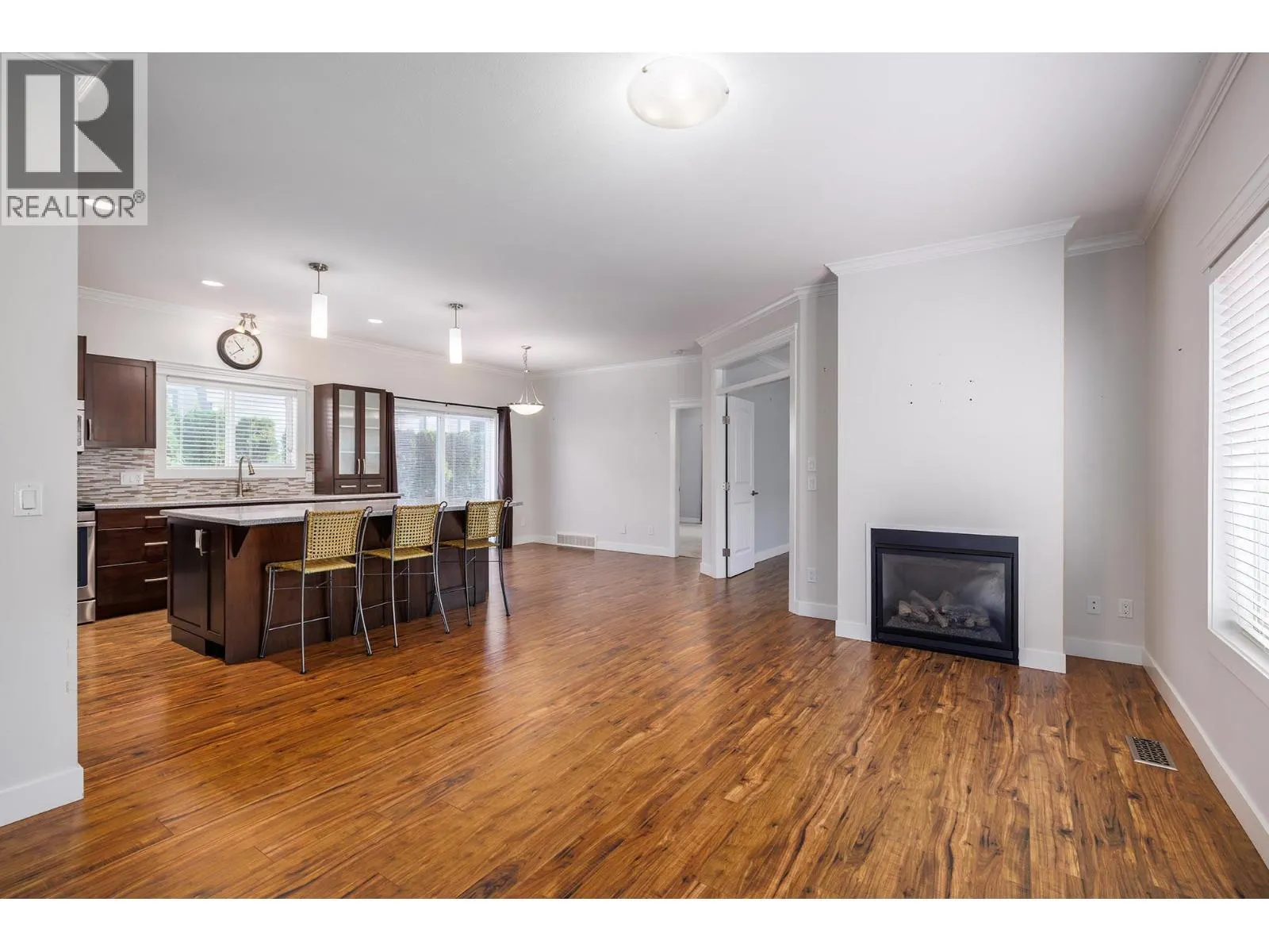 3421 Kingfisher Road