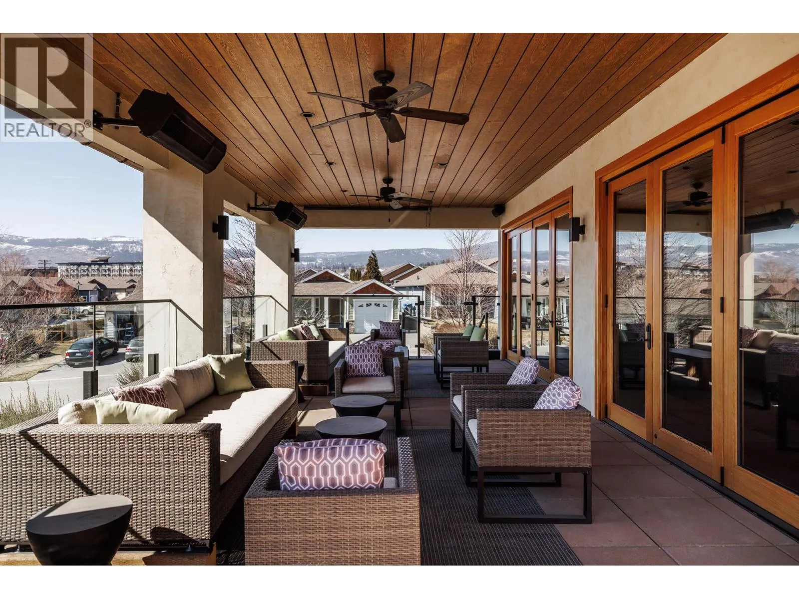 3421 Kingfisher Road