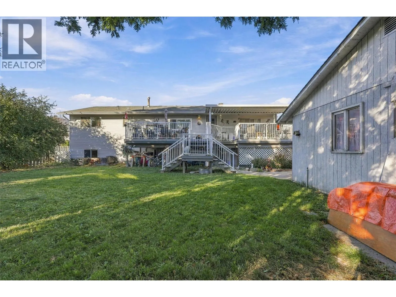 2499 Fleetwood Avenue