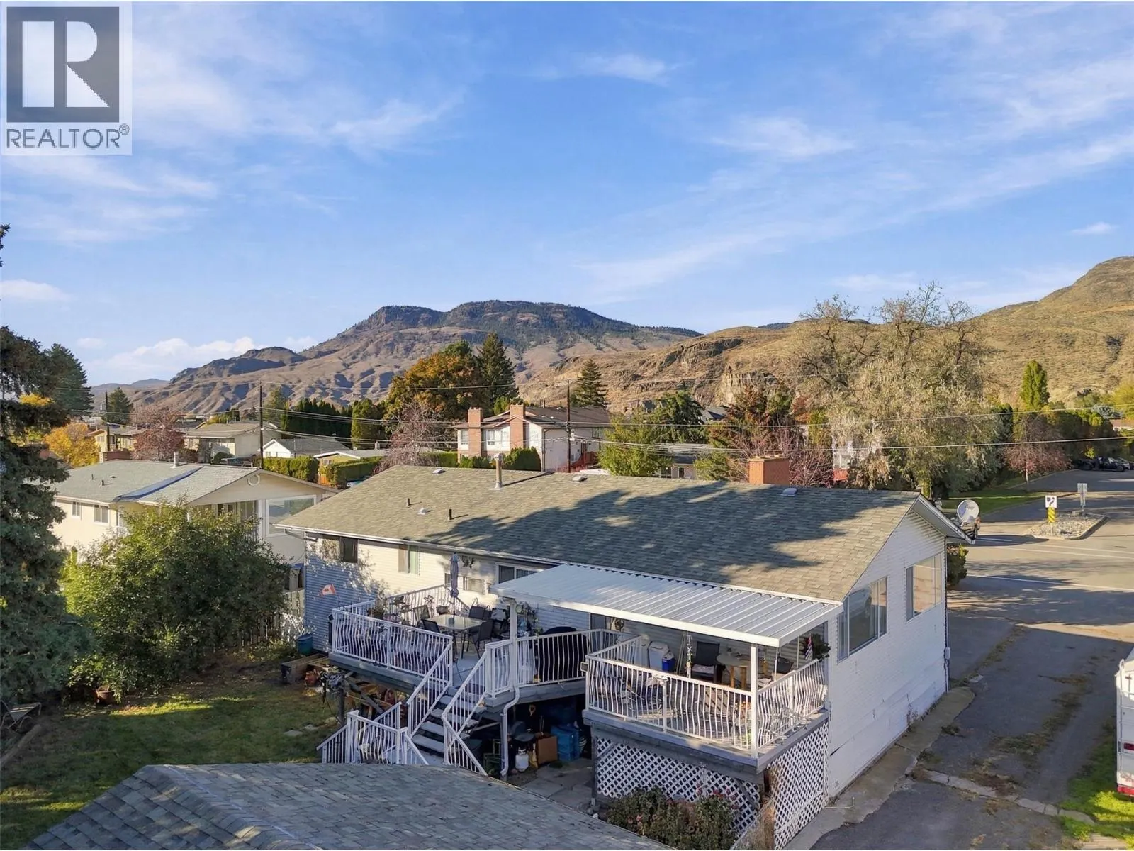 2499 Fleetwood Avenue