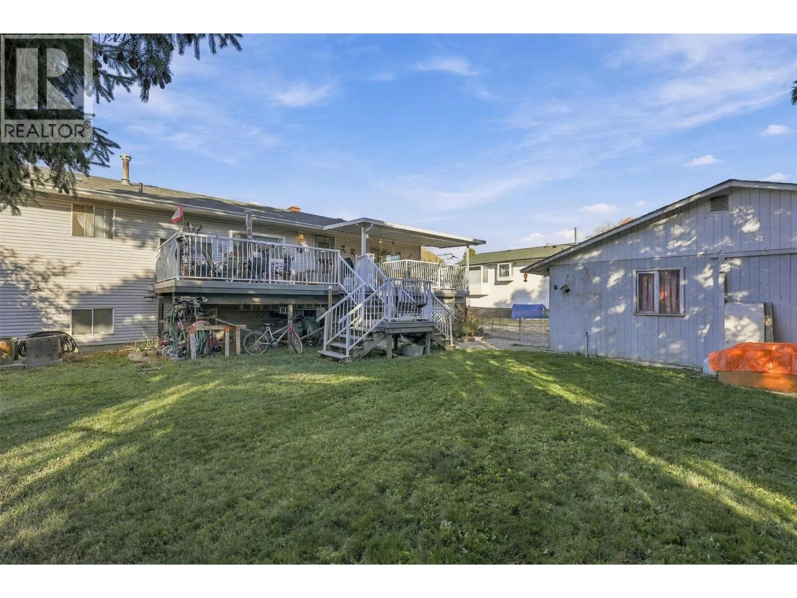 2499 Fleetwood Avenue