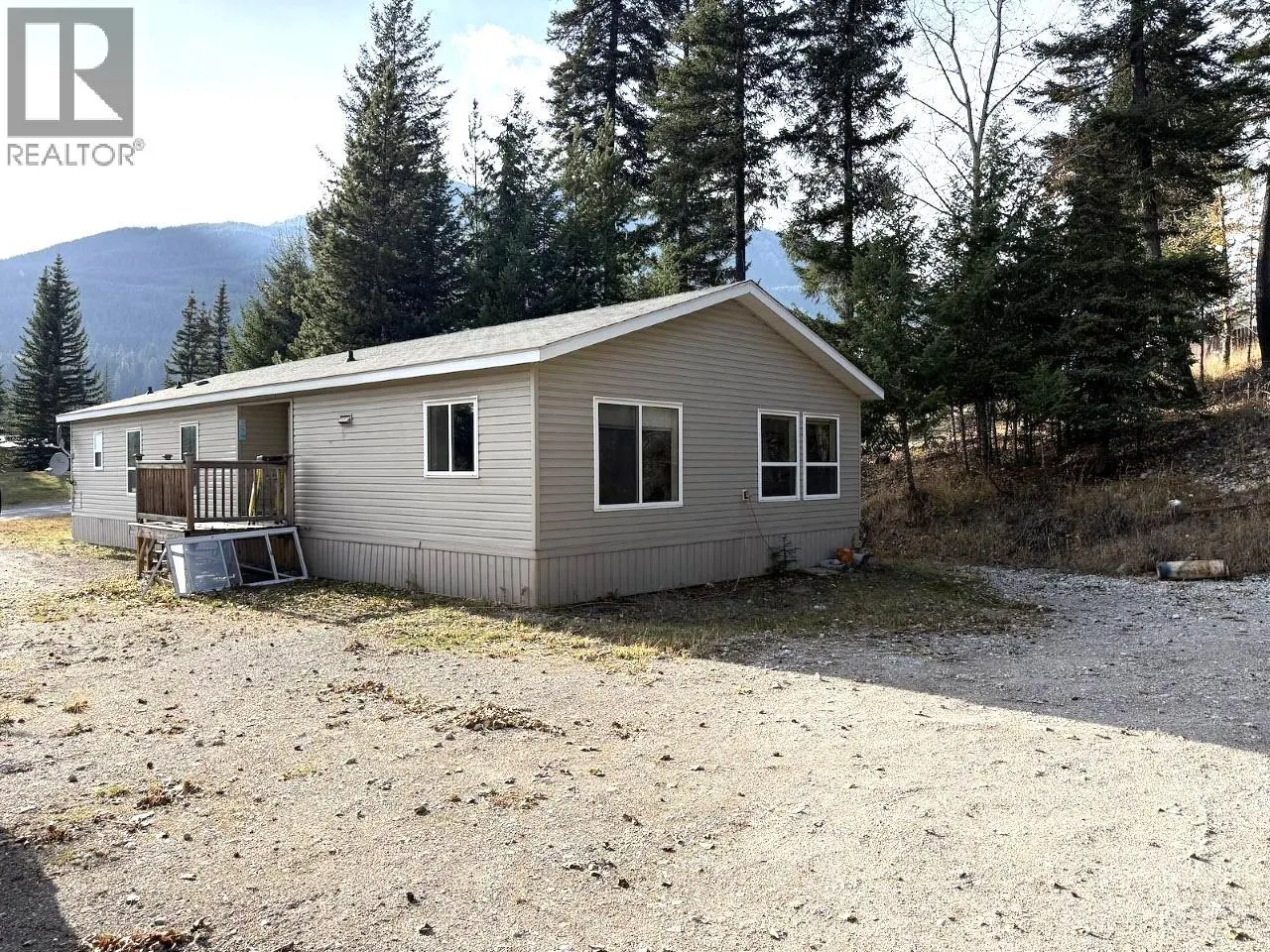 12 Cassiar Drive