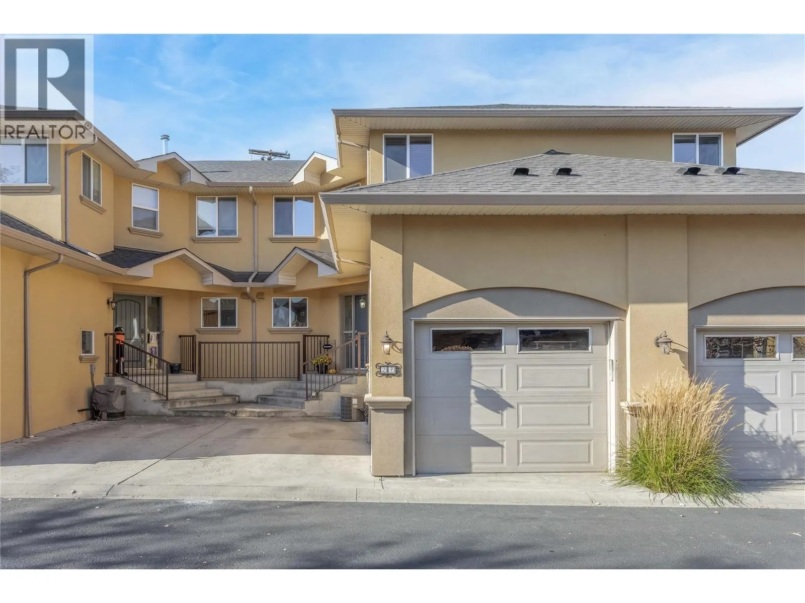 218 Glen Park Drive Unit# 27