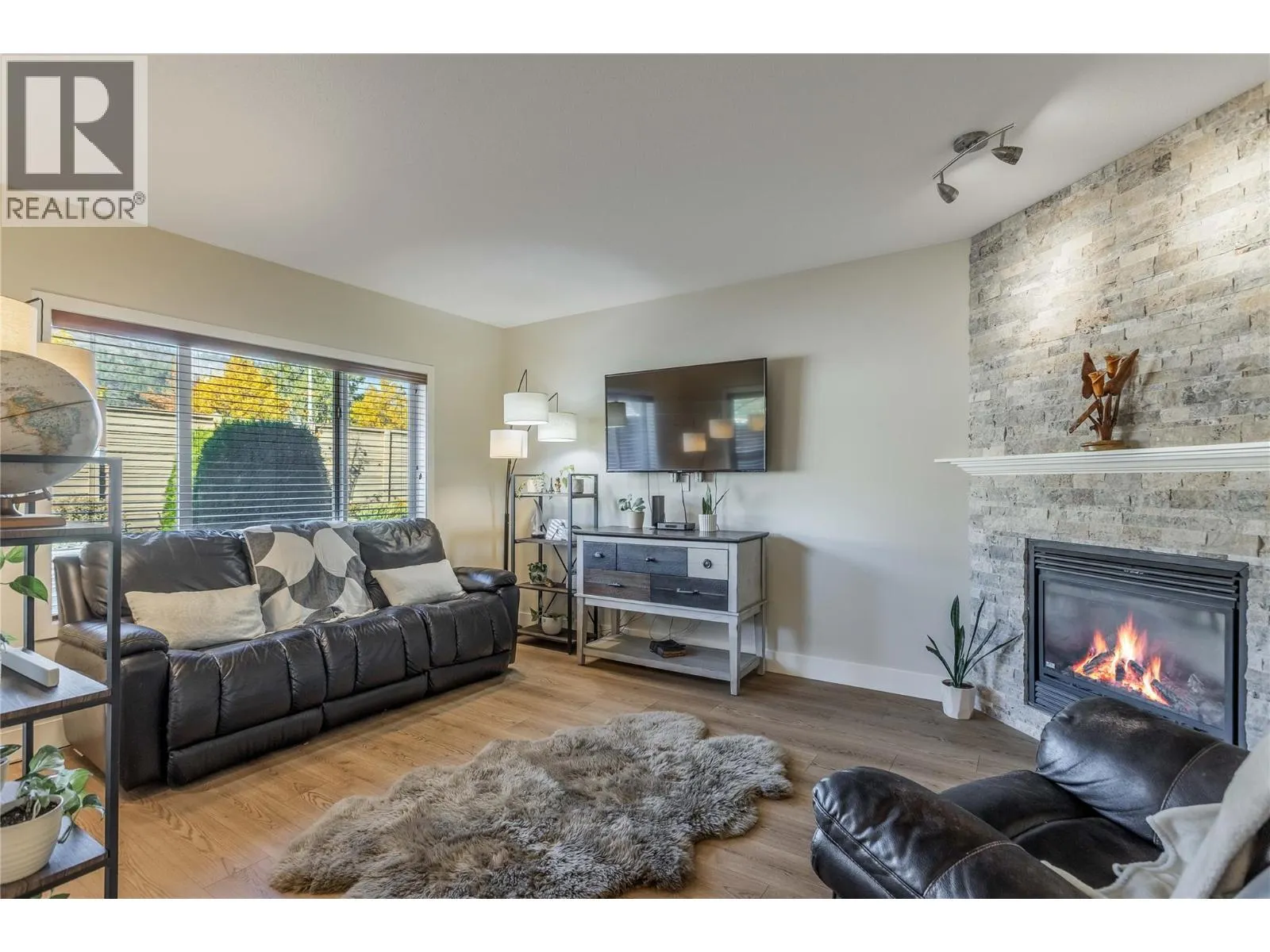 218 Glen Park Drive Unit# 27