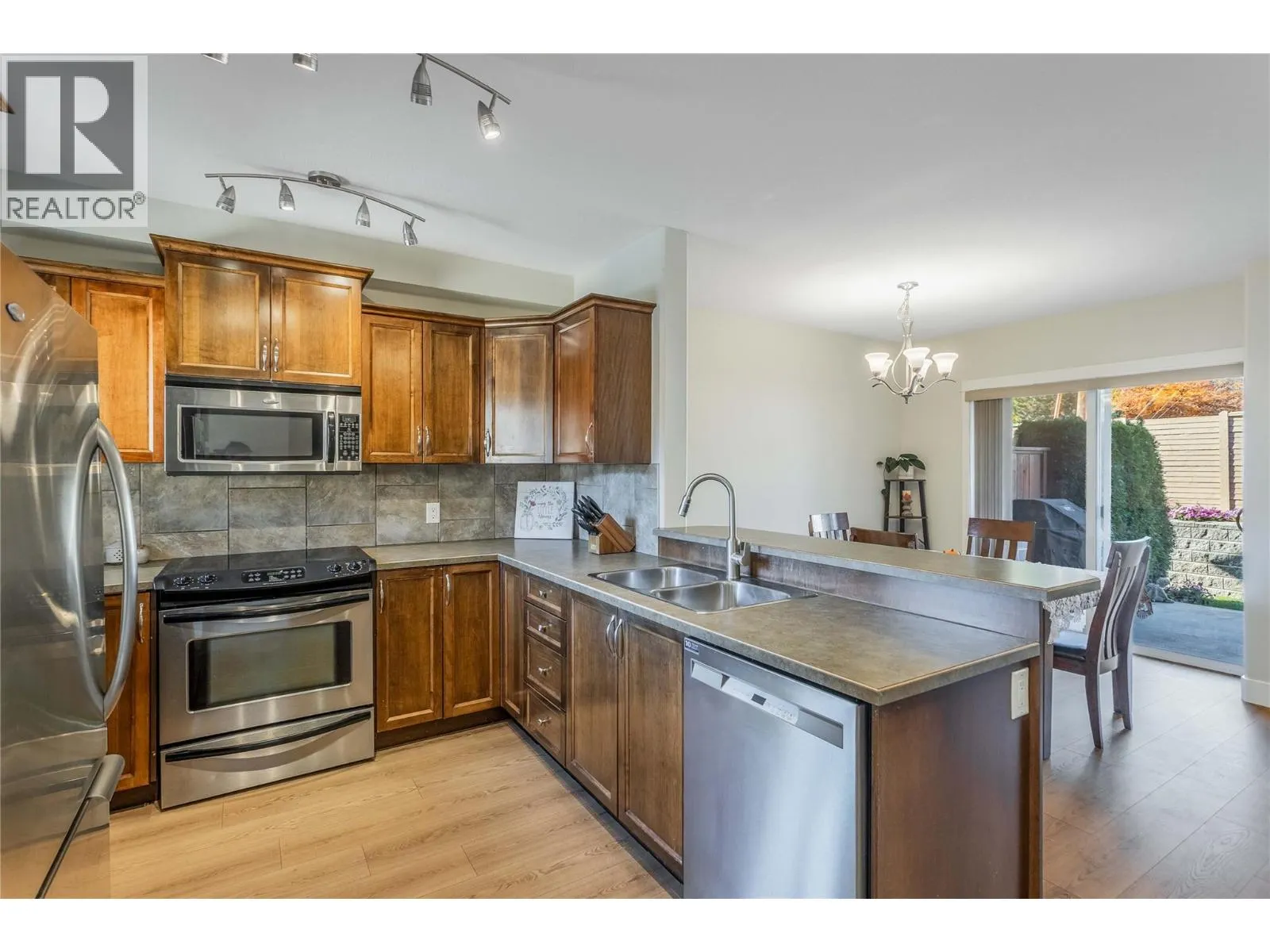 218 Glen Park Drive Unit# 27
