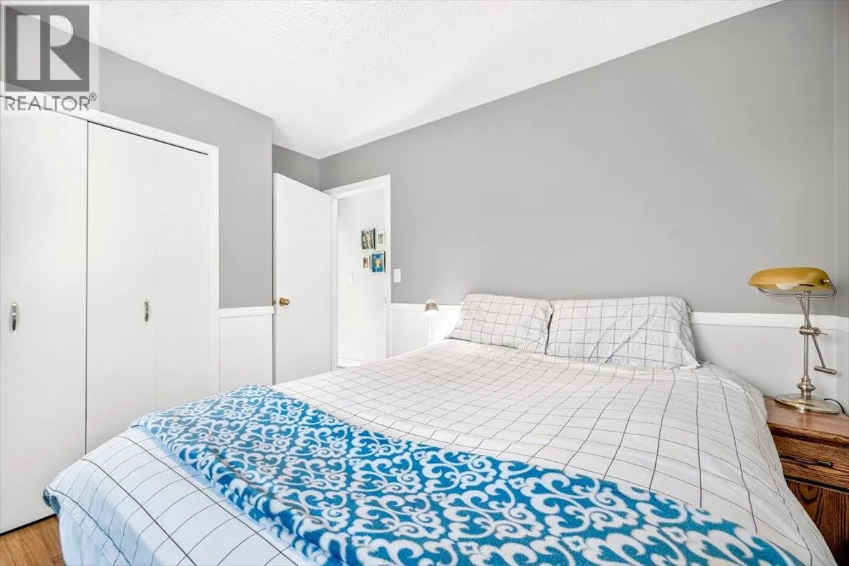 315 Western Larch Crescent