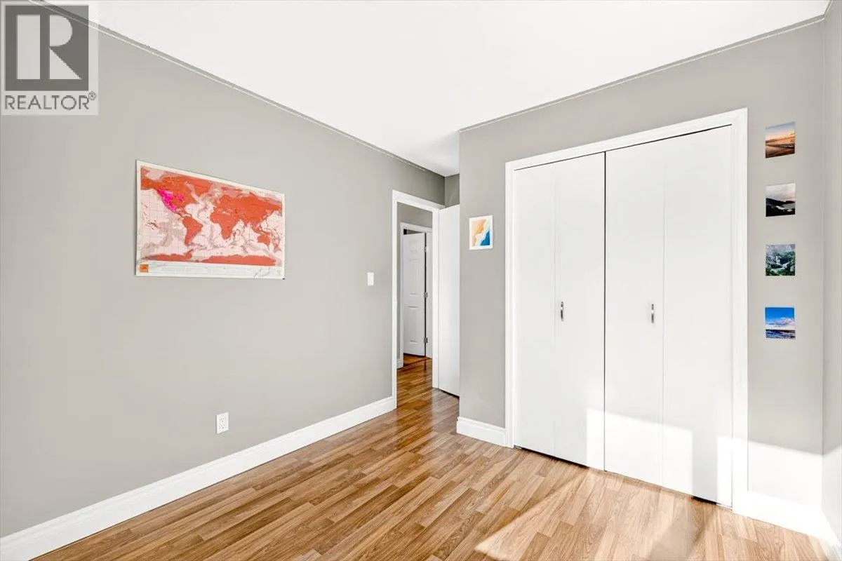 315 Western Larch Crescent