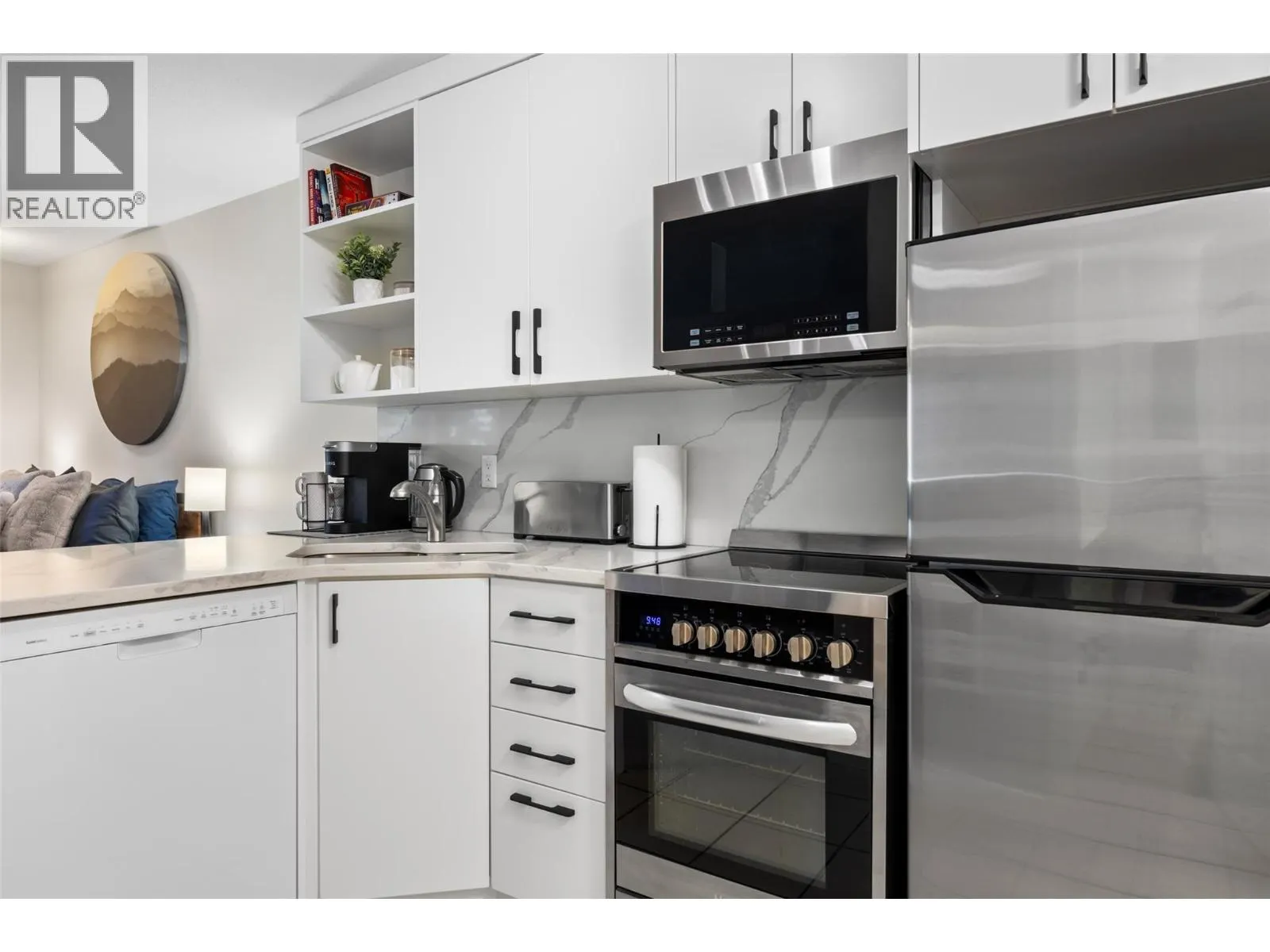 3320 VILLAGE Place Unit# 46