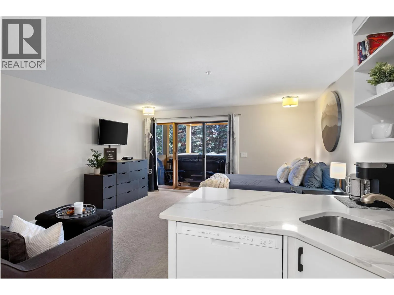 3320 VILLAGE Place Unit# 46