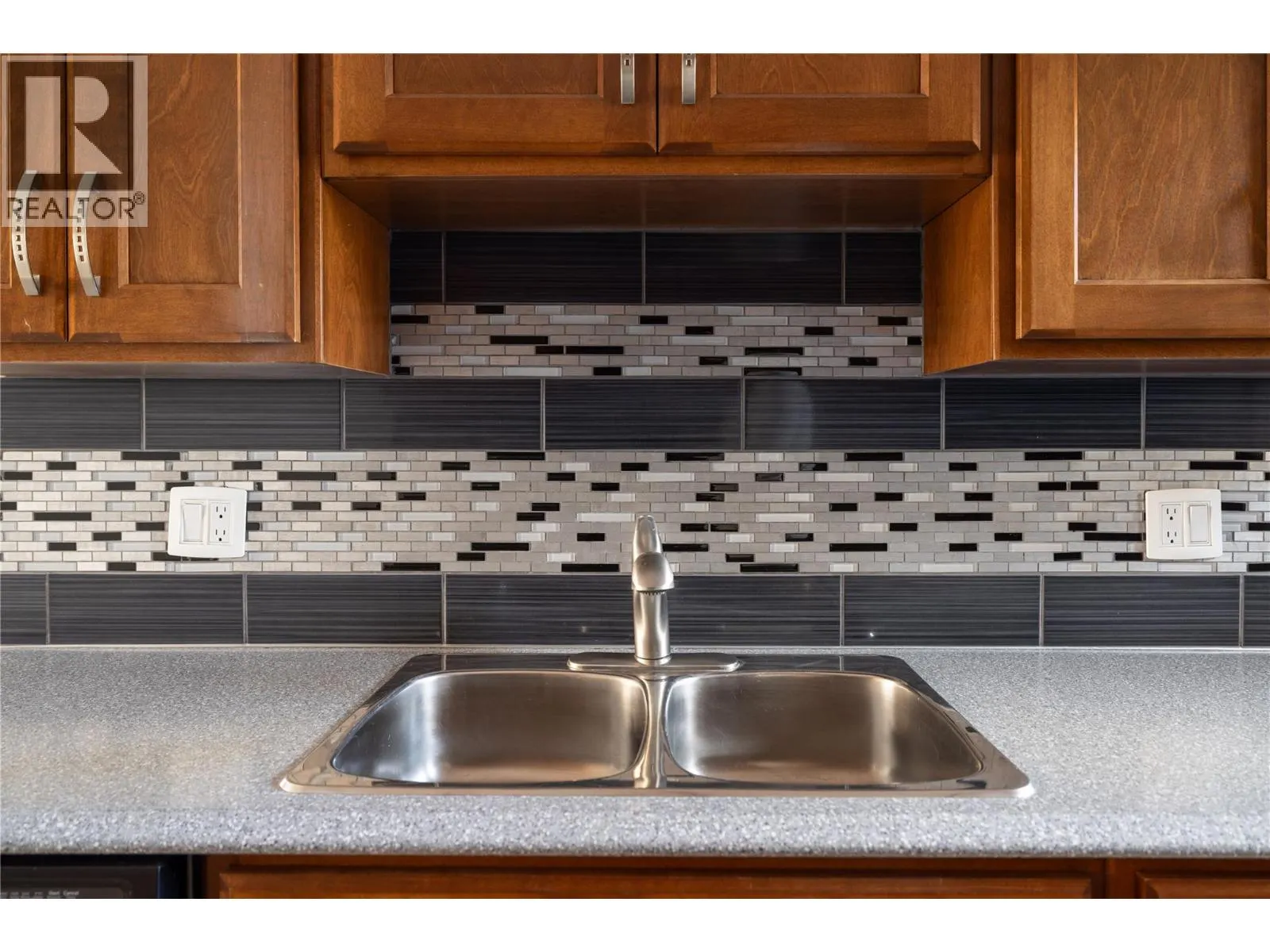 4910 25 Avenue Unit# 24