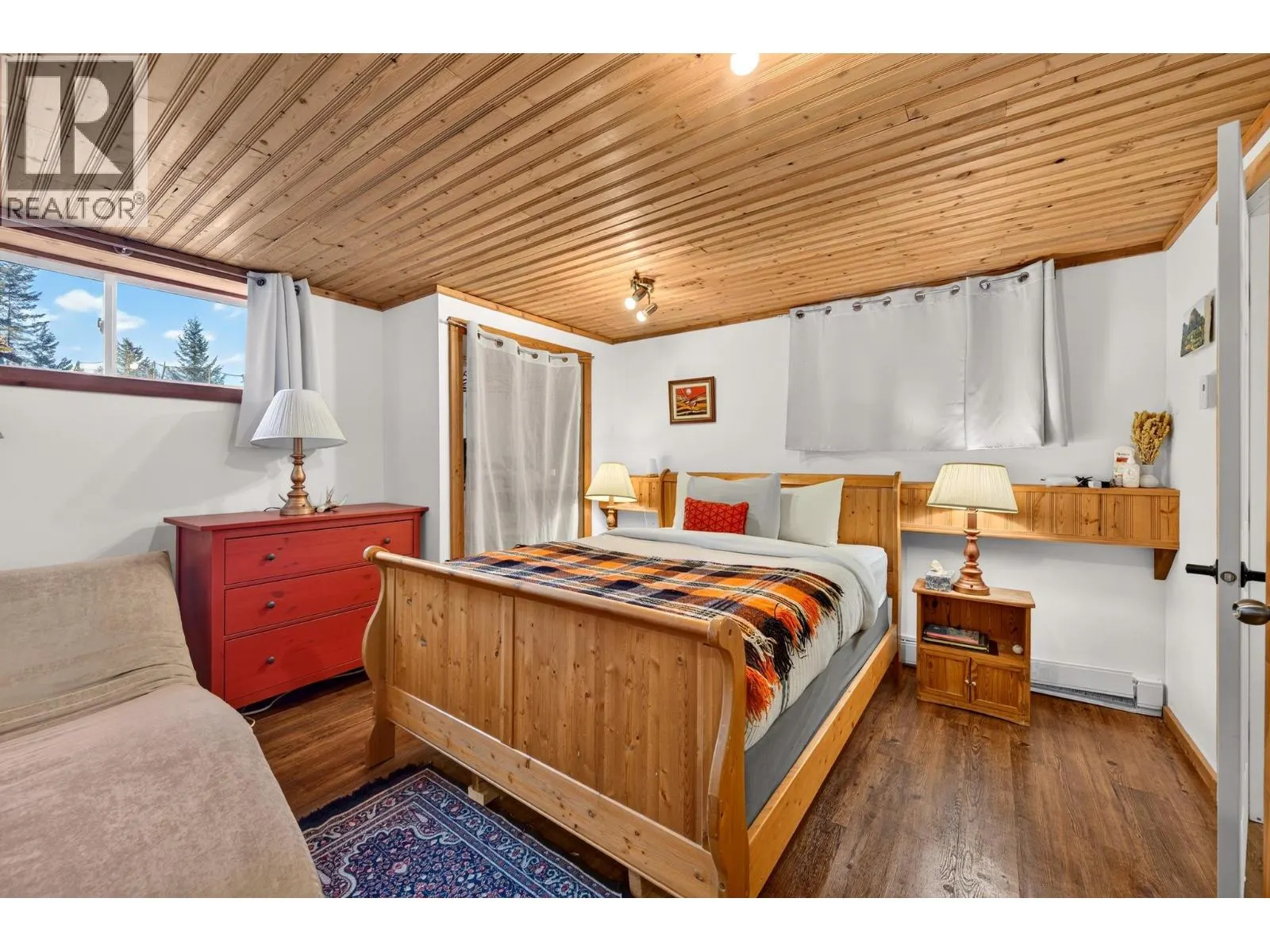 865 BARBER Road