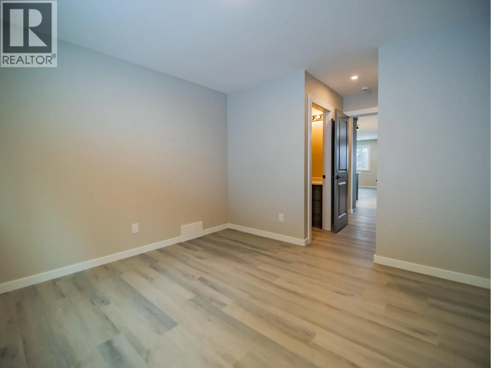 2255 McTavish Road Unit# B Lot# SL1