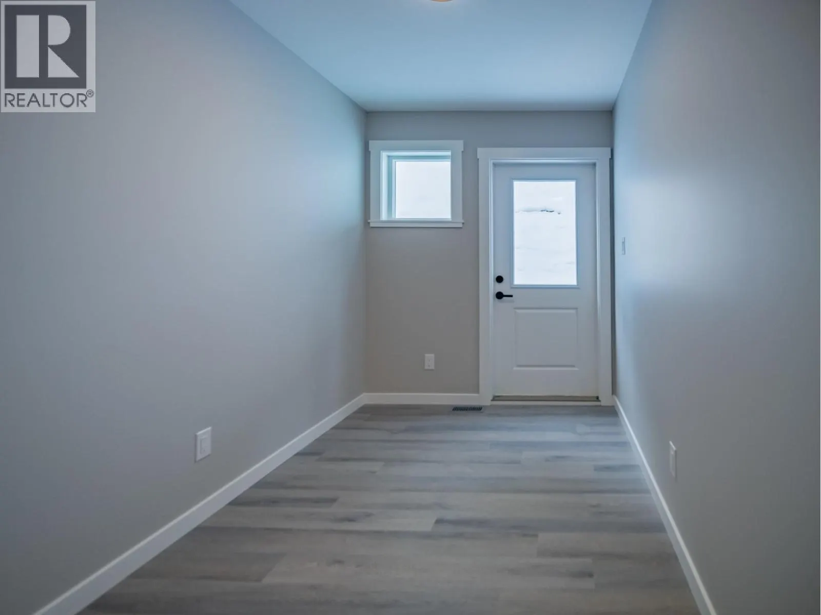 2255 McTavish Road Unit# B Lot# SL1