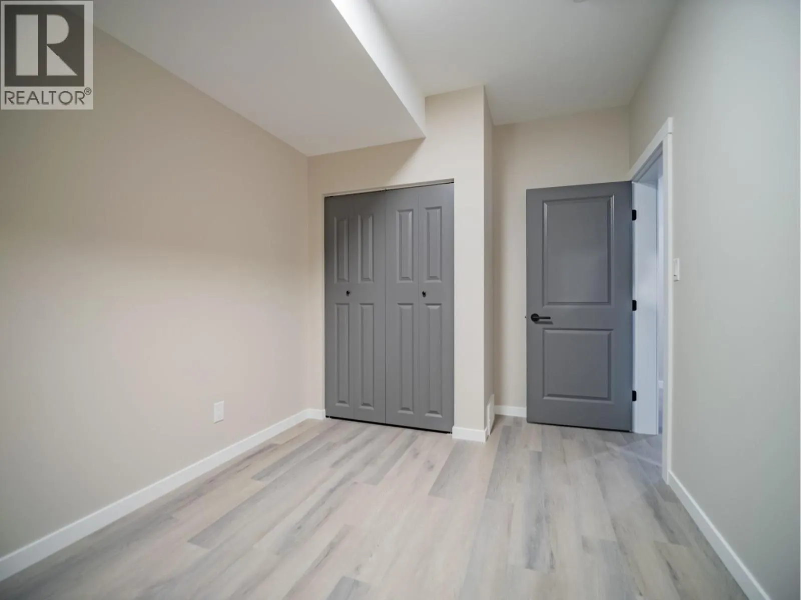 2255 McTavish Road Unit# B Lot# SL1
