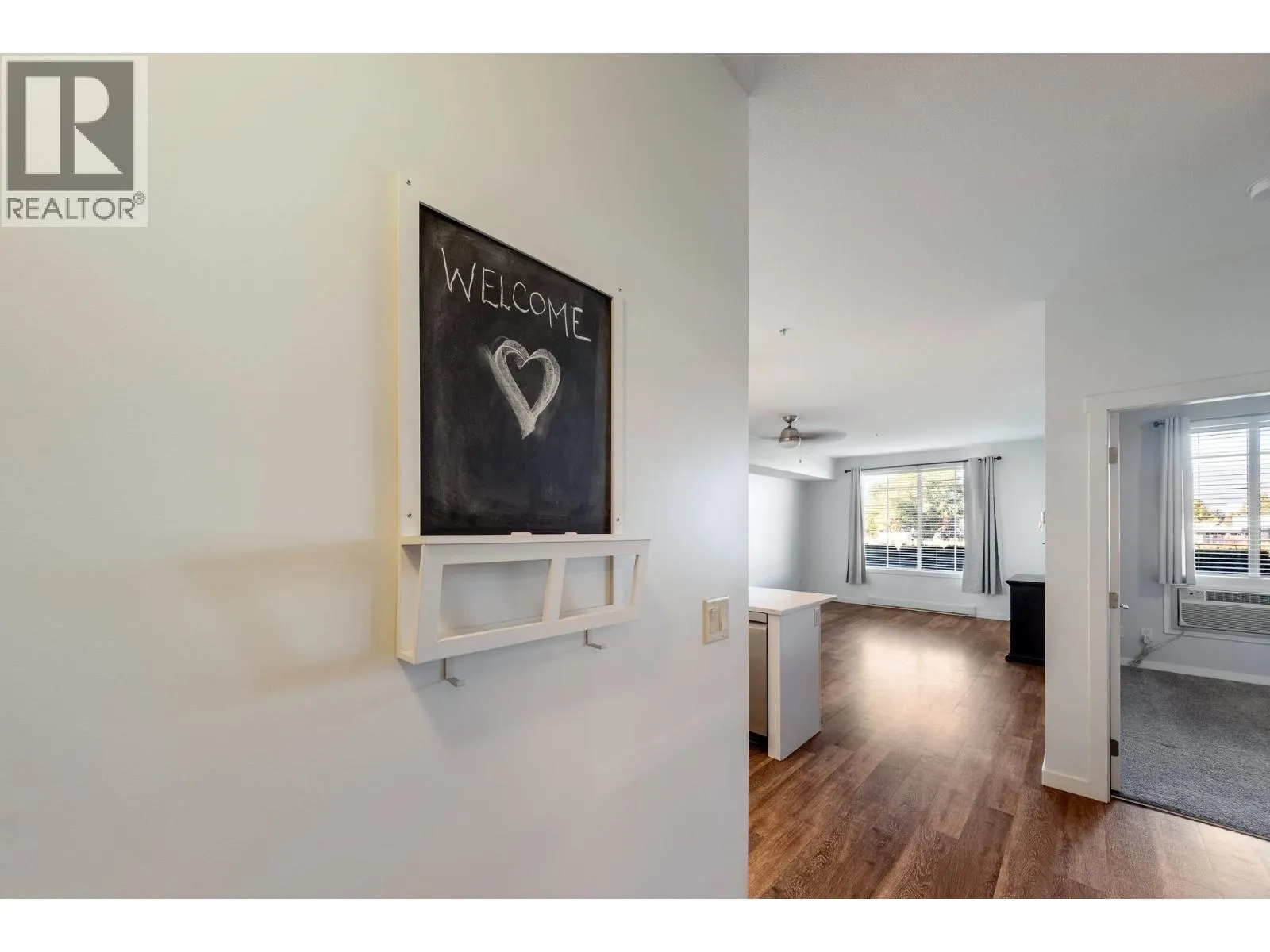 3731 Casorso Road Unit# 106