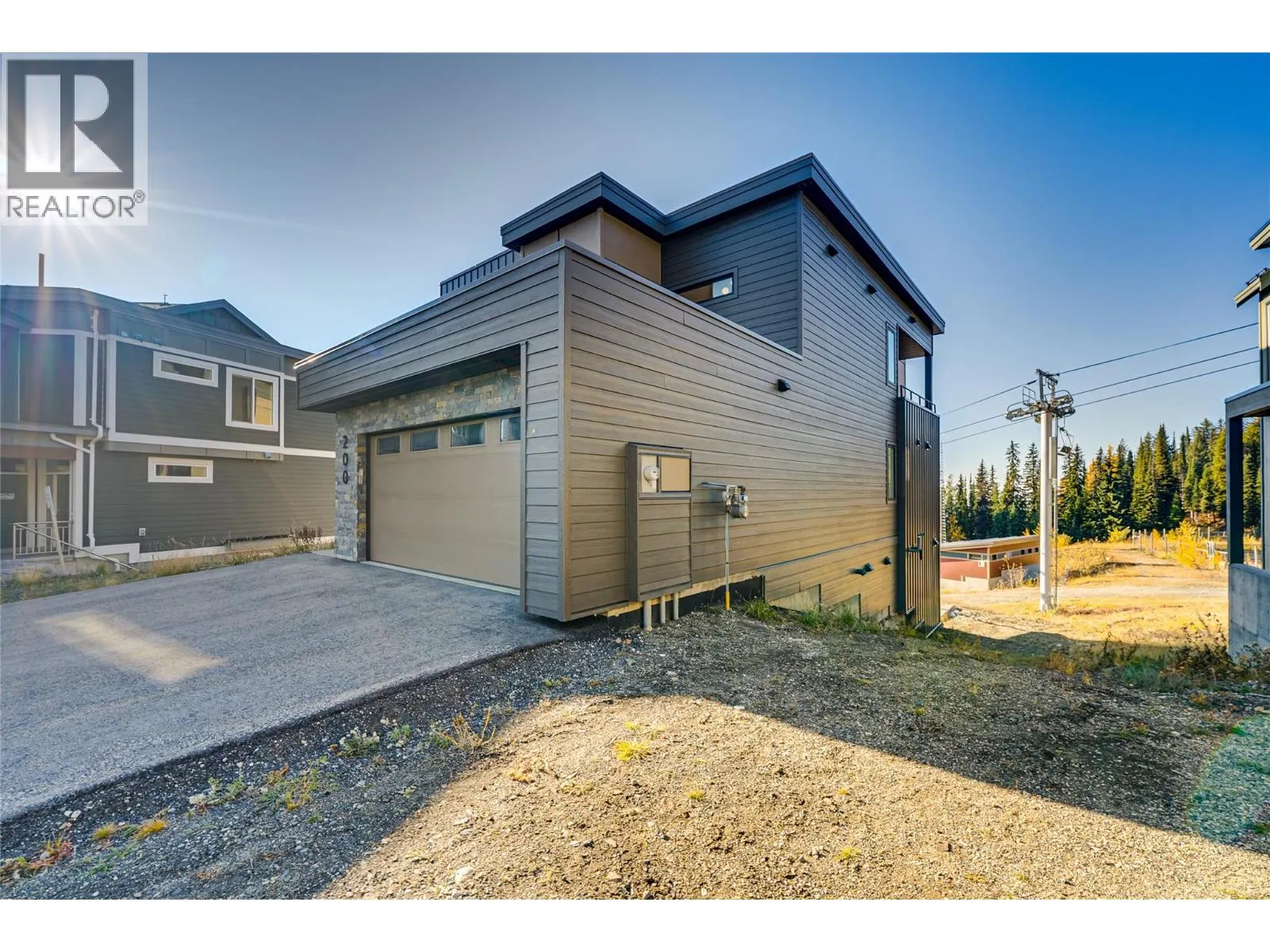 200 Valerian Lane