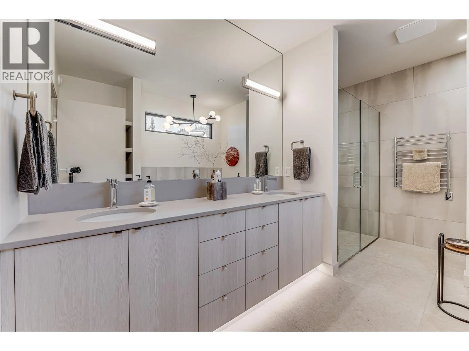 200 Valerian Lane