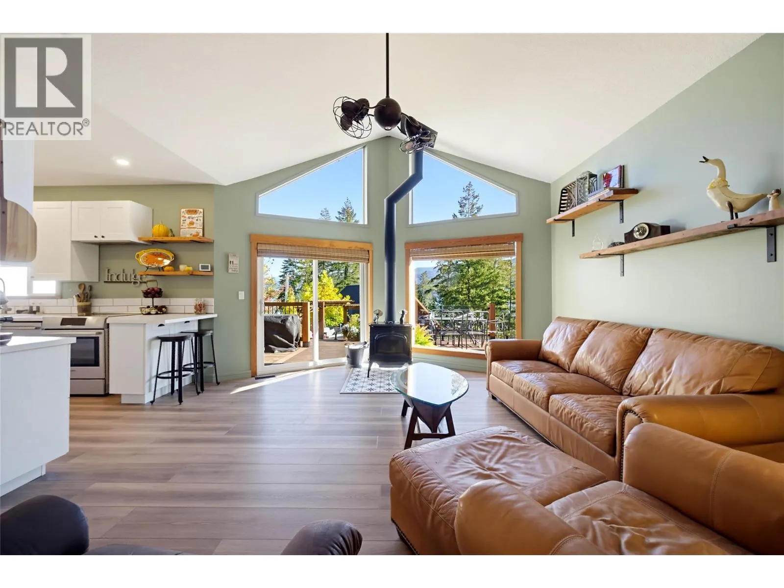5404 Sunnybrae Canoe Point Road Unit# 4
