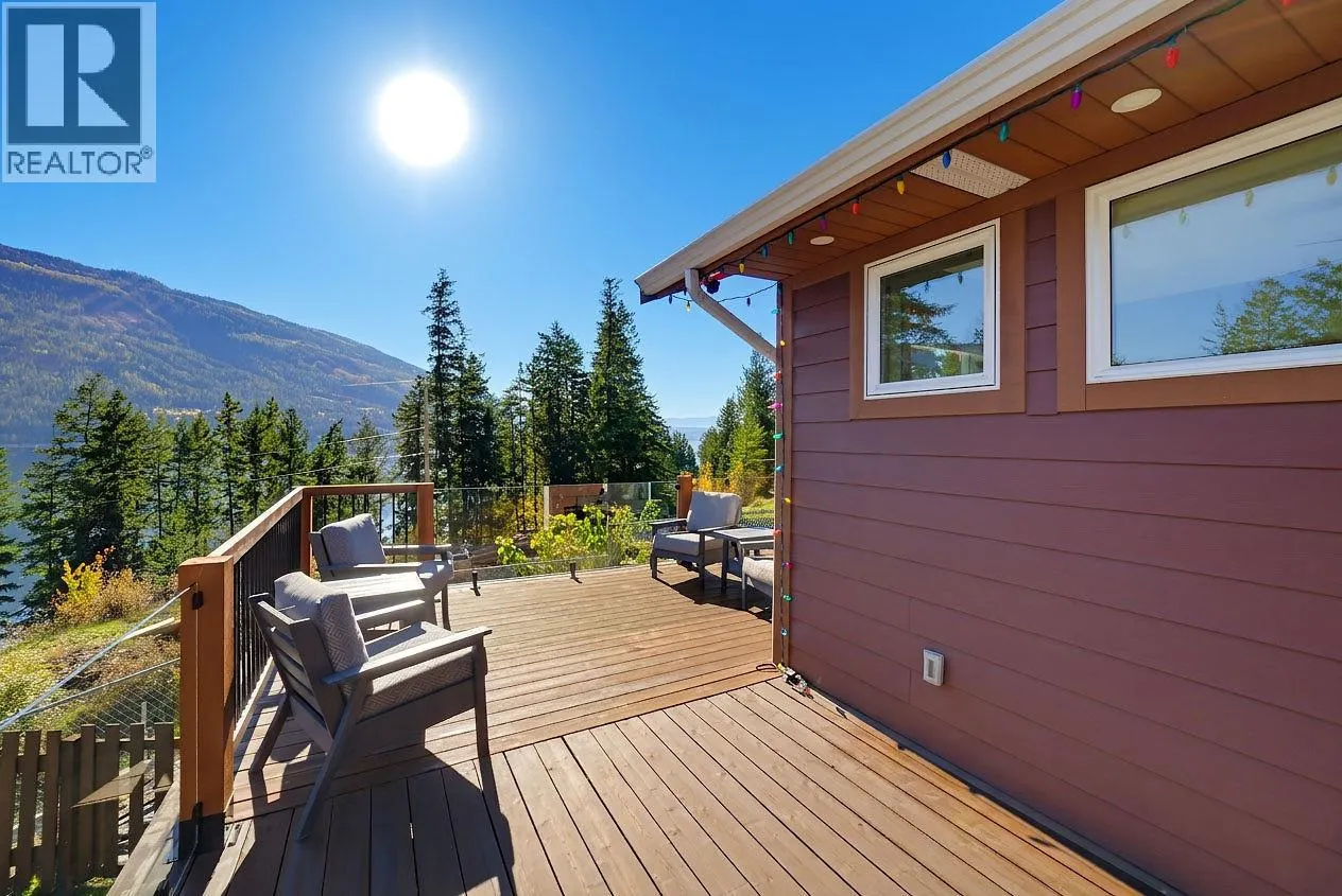 5404 Sunnybrae Canoe Point Road Unit# 4