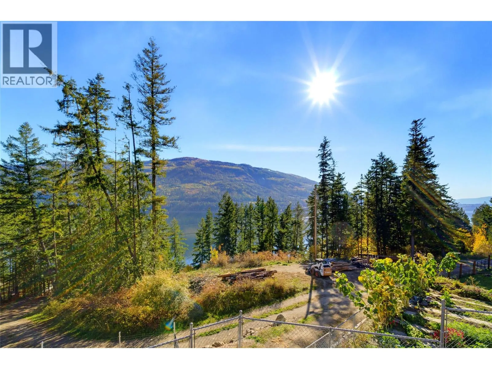 5404 Sunnybrae Canoe Point Road Unit# 4