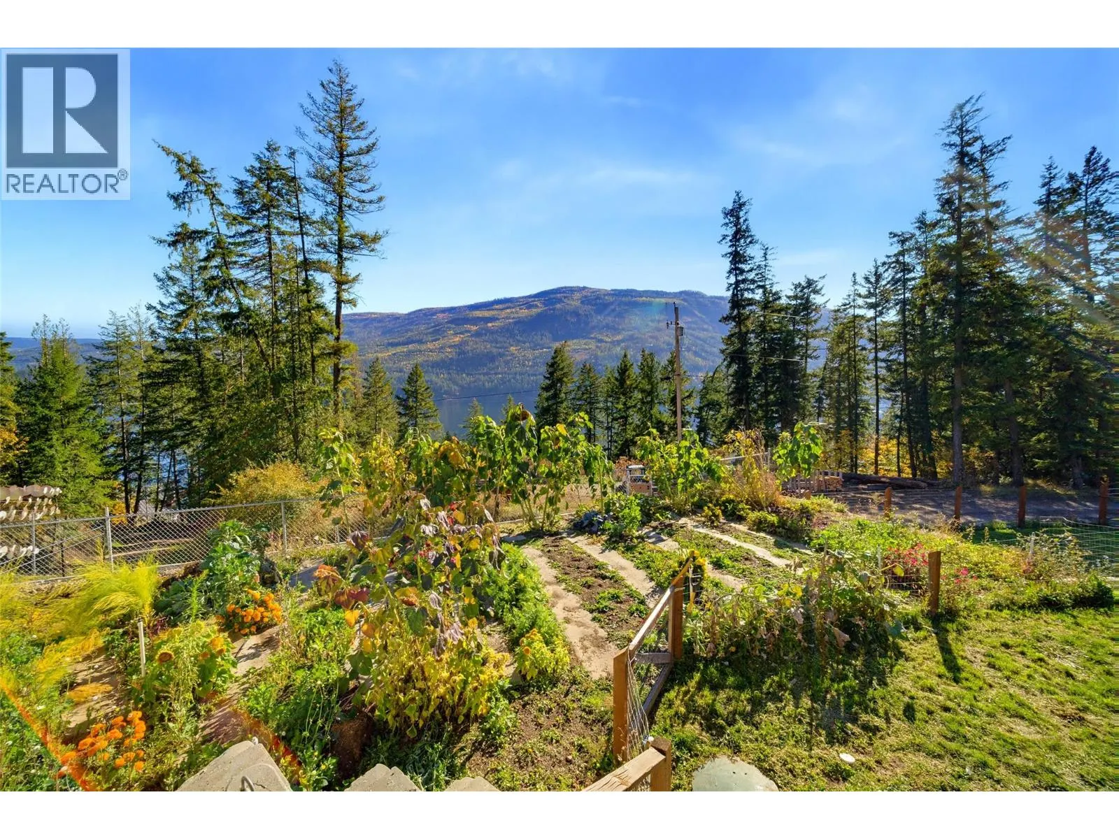 5404 Sunnybrae Canoe Point Road Unit# 4