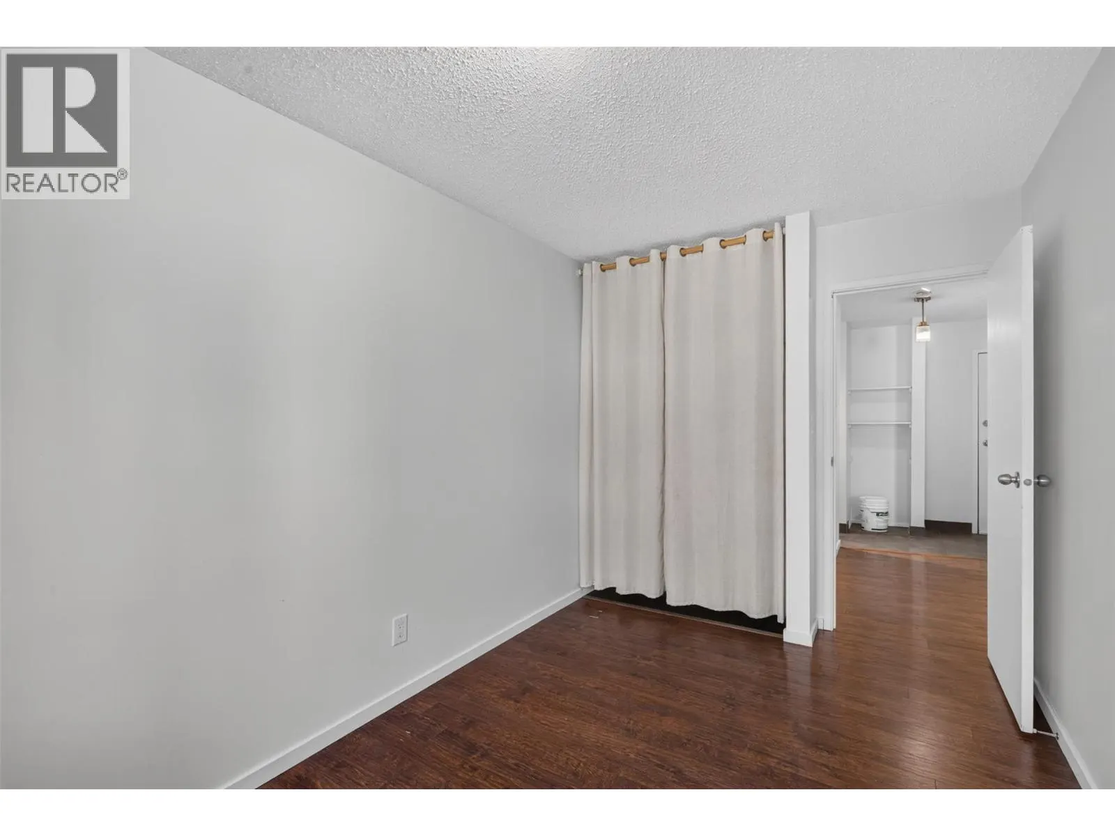 395 Franklyn Road Unit# 214